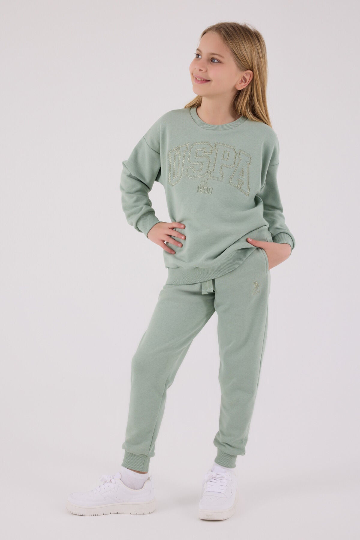 U.S. Polo Assn. Kız Çocuk Kışlık Regular Fit Yeşil Eşofman Takımı US2305-C-V2 Ürün ikincil görseli