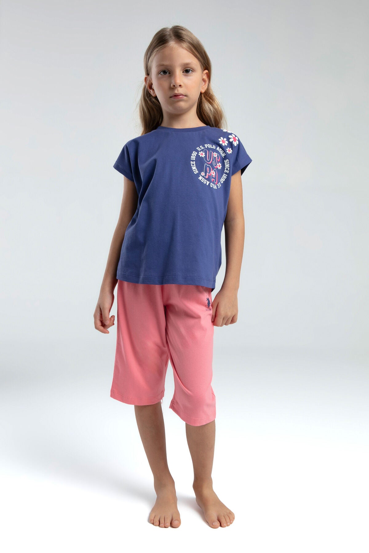 U.S. Polo Assn. Kız Çocuk Bisiklet Yaka Pigment Baskılı Yazlık Regular Fit Mavi Kapri Takım US2068-C-V2 Ürün ana görseli
