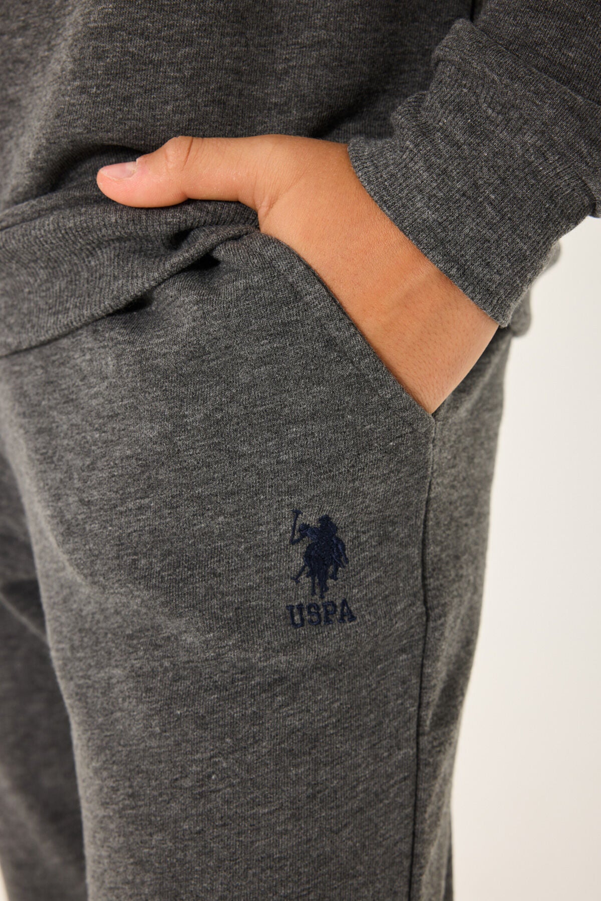 U.S. Polo Assn. Erkek Çocuk Gri Eşofman Takımı