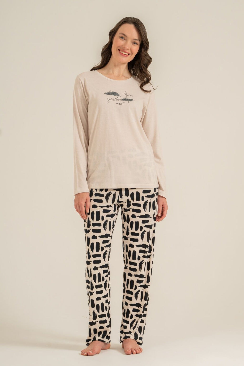 Pierre Cardin Kadın Better Than Yesterday Krem Uzun Kol Pijama Takım PC9299-S-V1