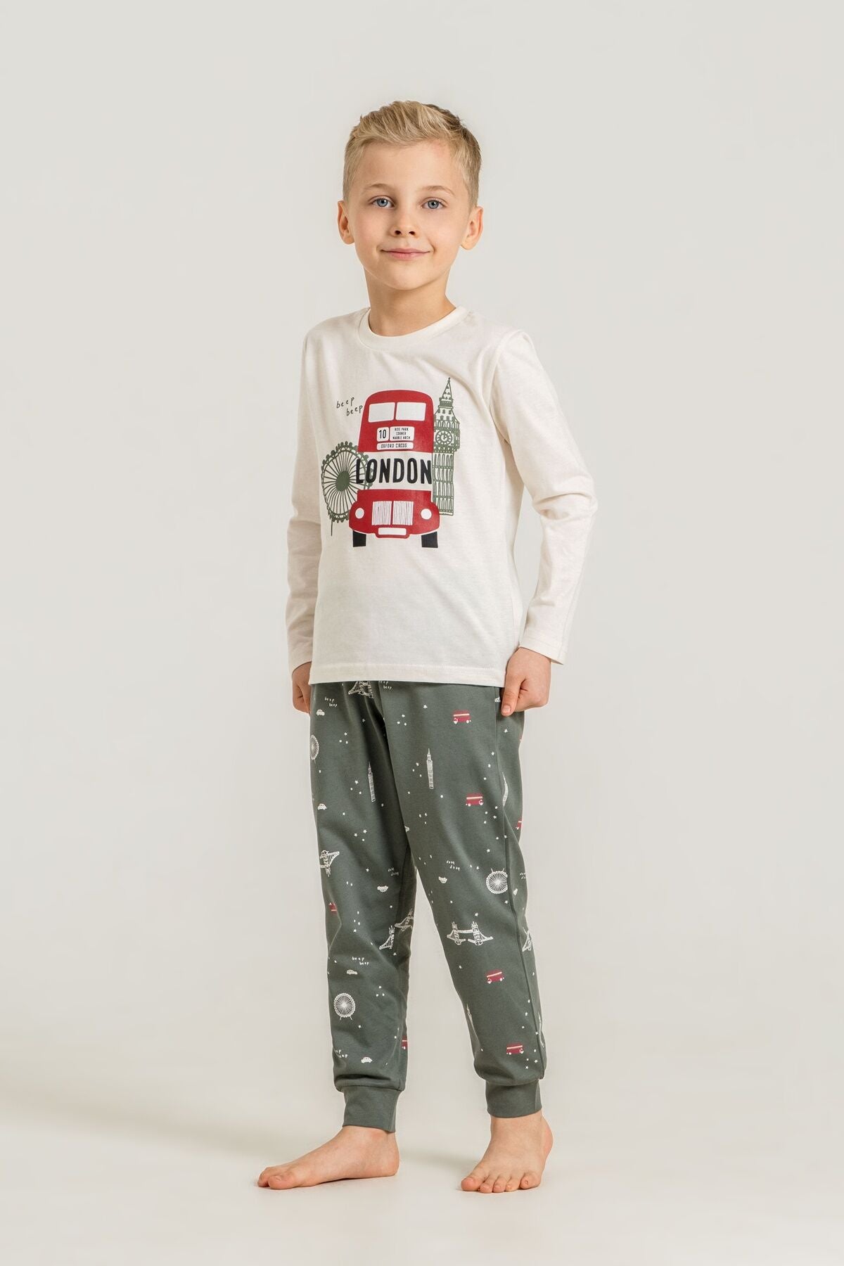 Rolypoly Erkek Çocuk Beep Beep London Bus Beyaz Uzun Kol Pijama Takım RP3877-C-V2