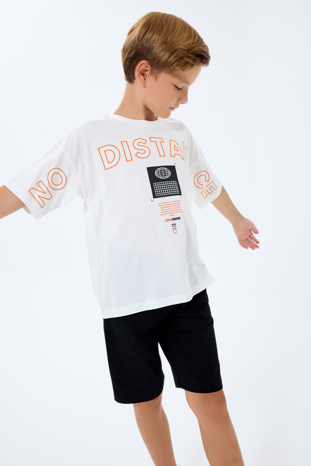 Rolypoly Erkek Çocuk Bisiklet Yaka Baskılı Yazlık Oversize Fit Beyaz Bermuda Takım RP3752-C-V1