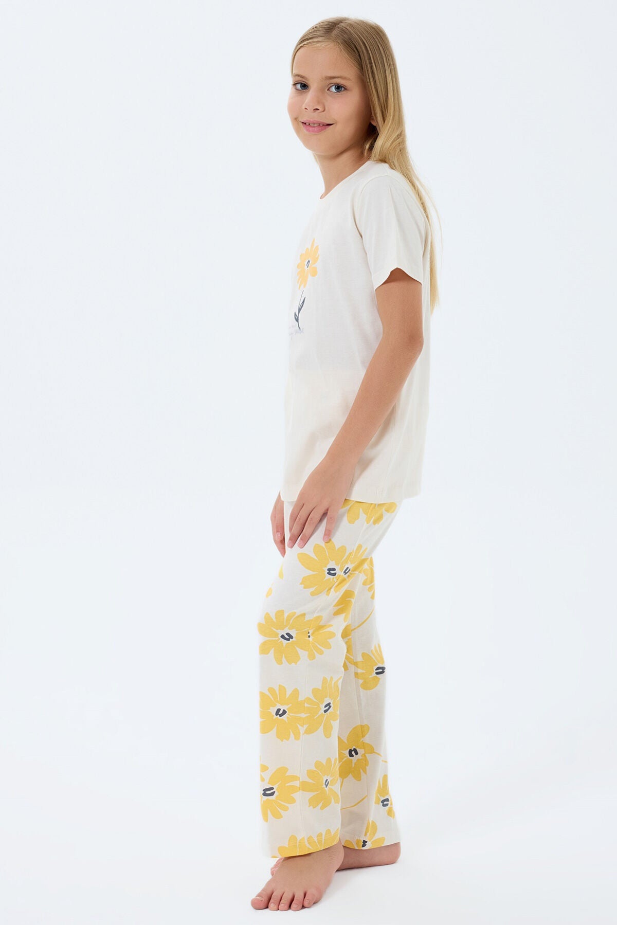 Rolypoly Kız Çocuk Bisiklet Yaka Baskılı Yazlık Regular Fit Krem Pijama Takımı RP3785-C-V1 Ürün ikincil görseli