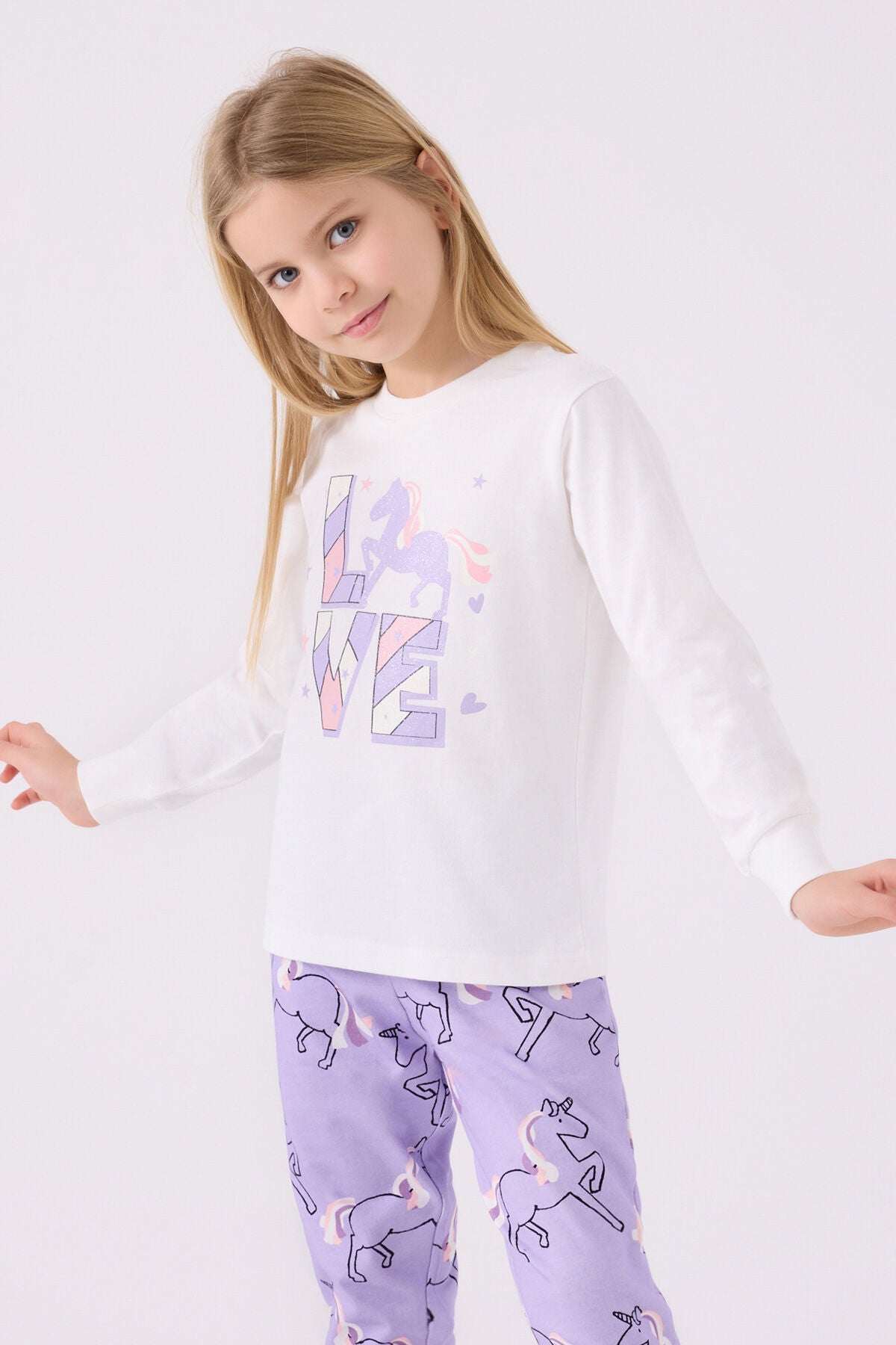 Kız Çocuk Beyaz Uzun Kol Pijama Takım