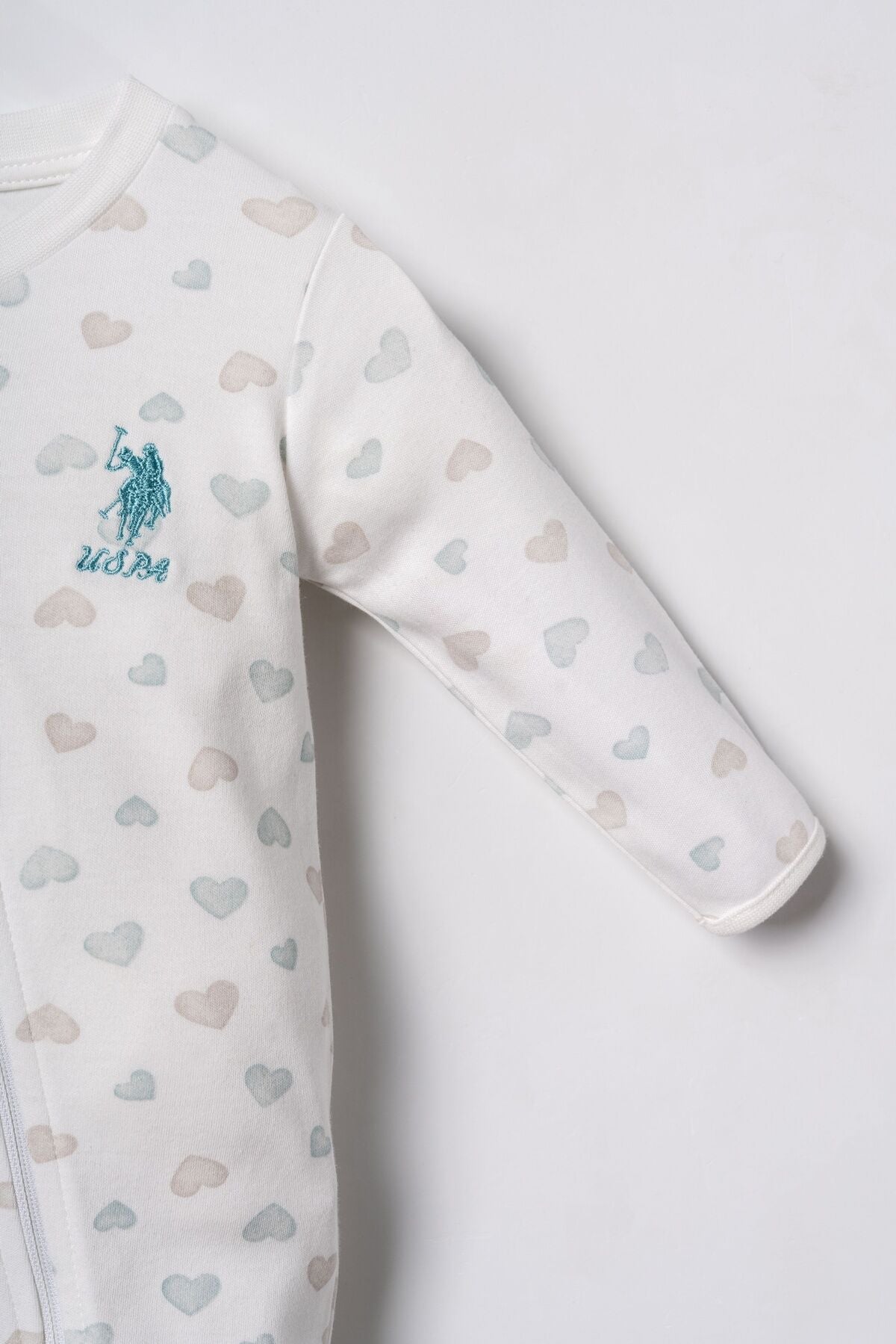 U.S. Polo Assn. Baskılı Kız Bebek Cute Hearts Beyaz Tulum USB3202-C-V1