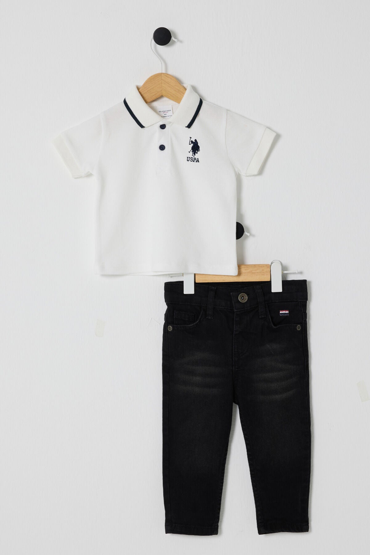 U.S. Polo Assn. Erkek Bebek Polo Yaka Pigment Baskılı Yazlık Regular Fit Beyaz Bebek Takımı USB2626-C-V2 Ürün ana görseli