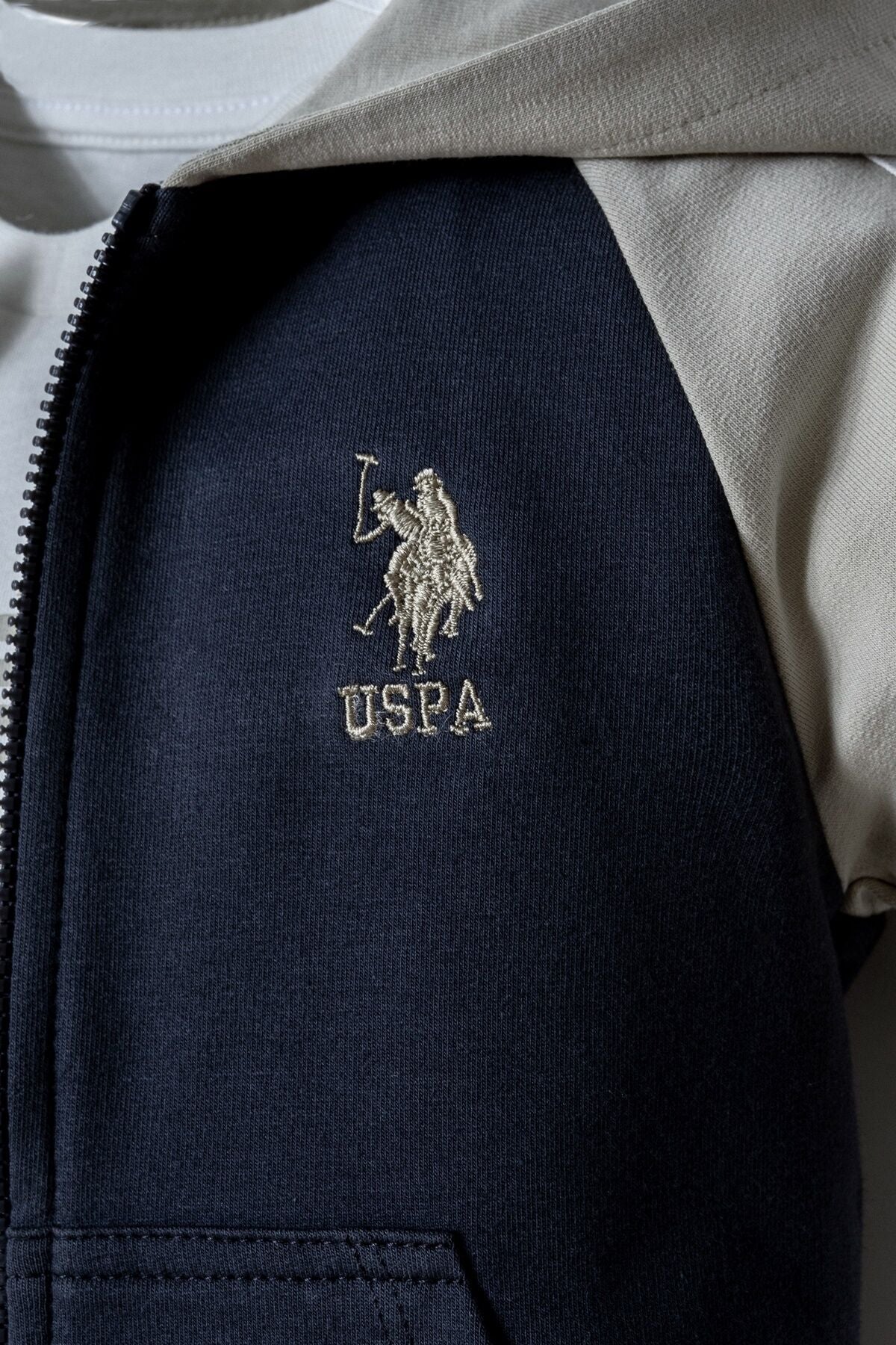 U.S. Polo Assn. Erkek Bebek Bisiklet Yaka Nakışlı Yazlık Regular Fit Gri 3'Lü Bebek Takımı USB2866-C-V1 Ürün ikincil görseli