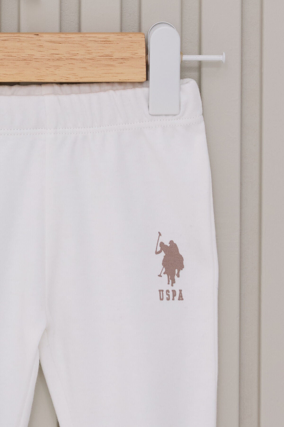 U.S. Polo Assn. Erkek Bebek Bisiklet Yaka Pigment Baskılı Kışlık Regular Fit Beyaz Bebek Takımı USB2023-C-V1