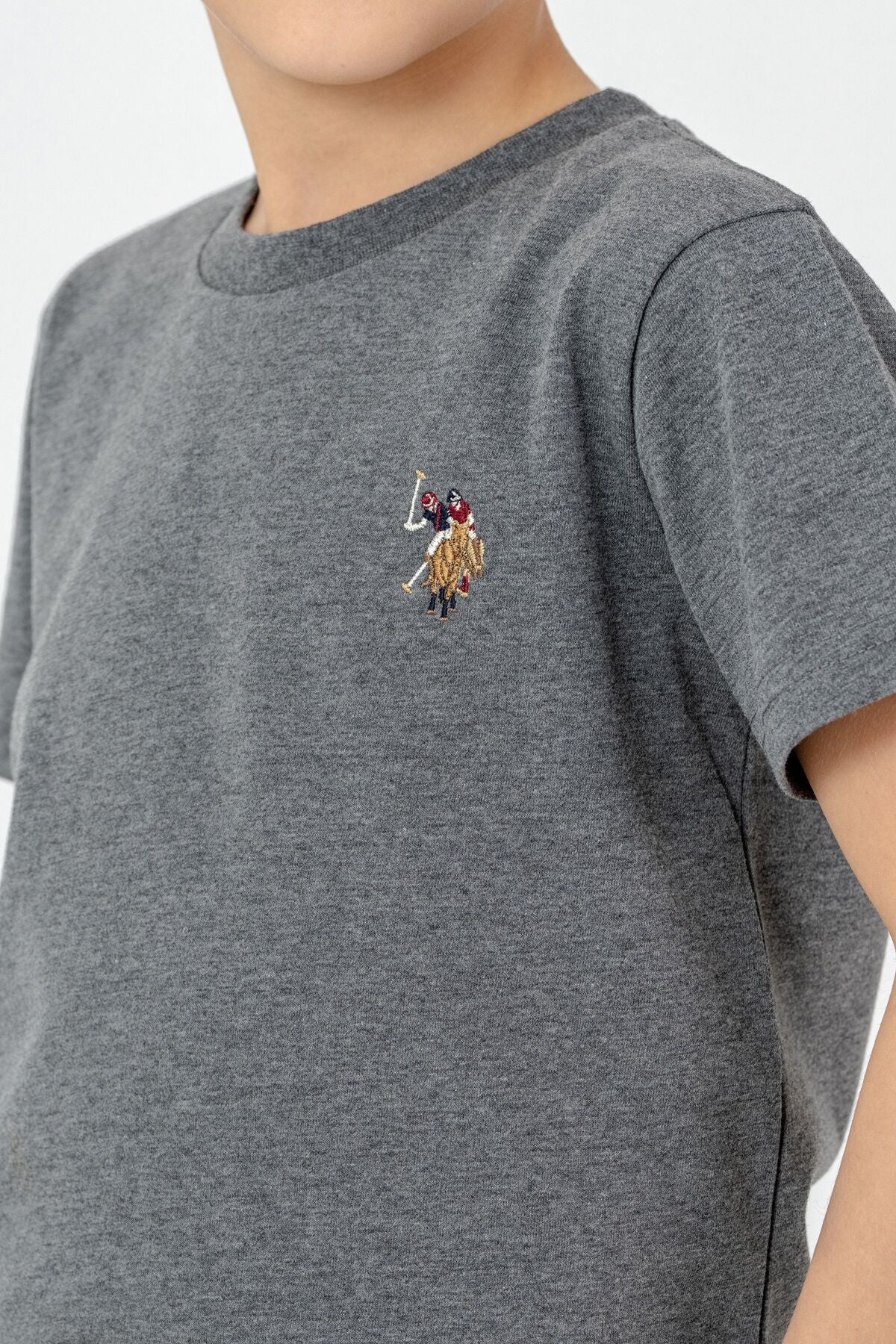 U.S. Polo Assn. Erkek Çocuk Bisiklet Yaka Nakışlı Yazlık Regular Fit Gri Bermuda Takım US2470-C-V3