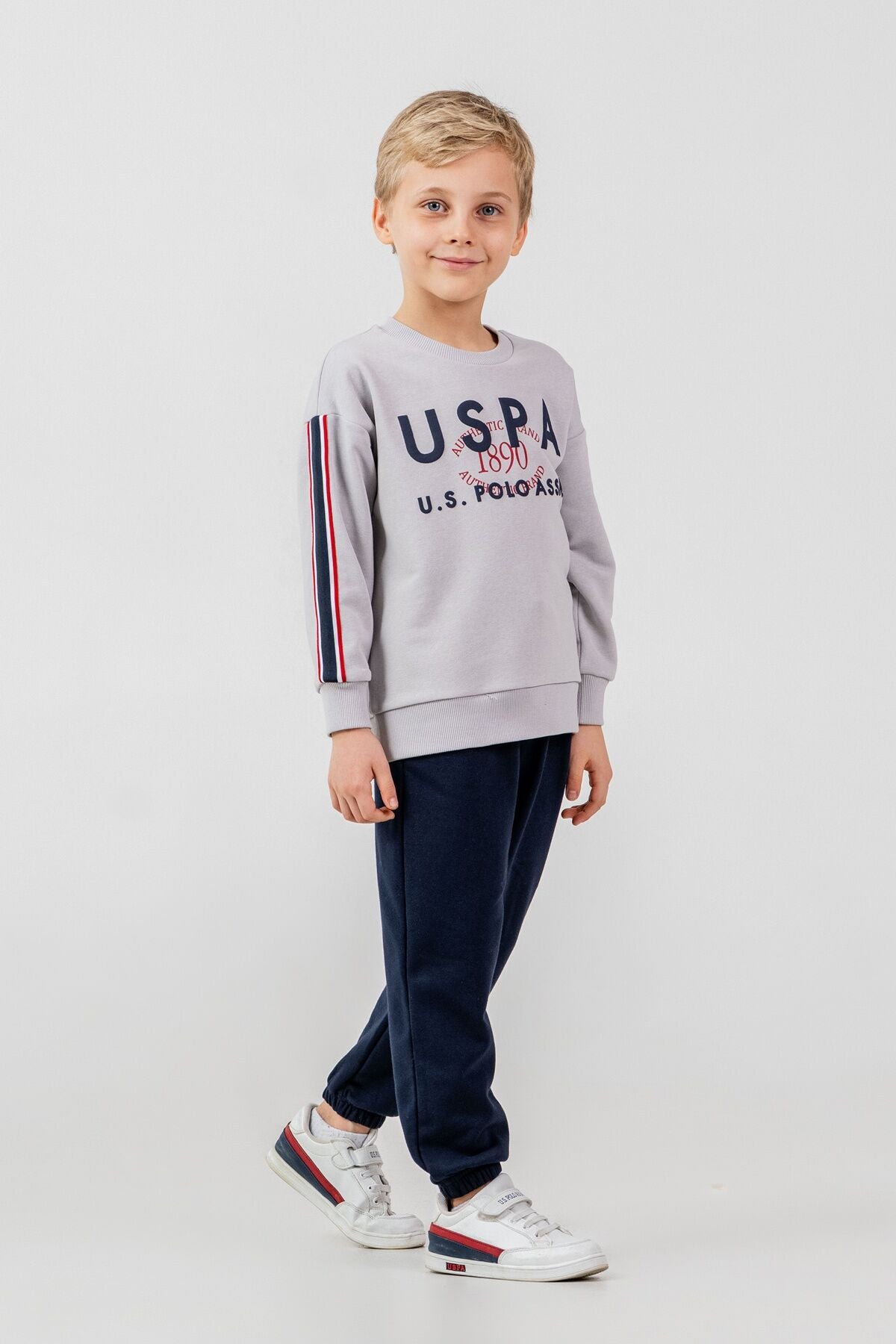 U.S. Polo Assn. Erkek Çocuk Baskılı Gri Uzun Kol Eşofman Takımı US2605-C-V2 Ürün ikincil görseli