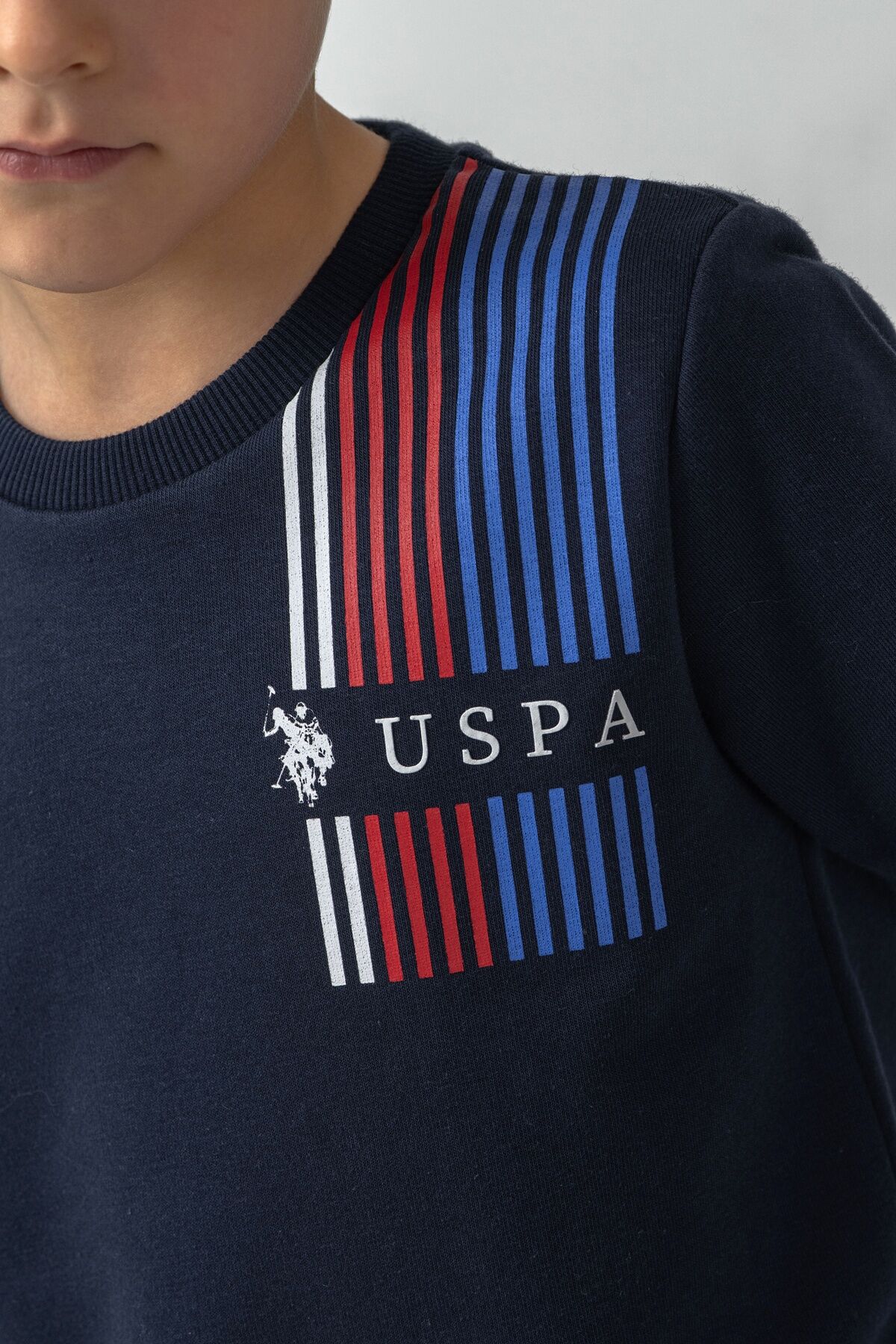 U.S. Polo Assn. Erkek Çocuk Baskılı Lacivert Uzun Kol Eşofman Takımı US2613-C-V1