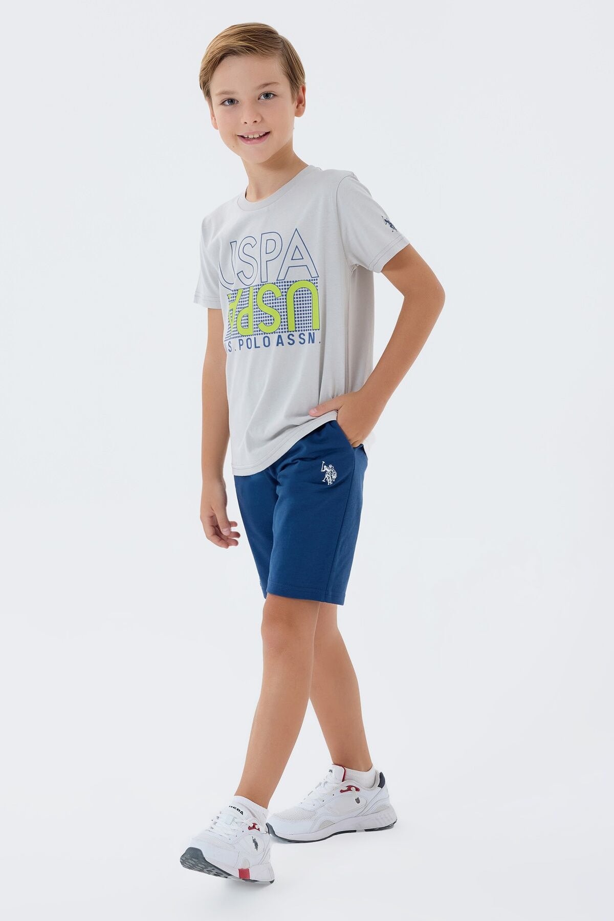 U.S. Polo Assn. Erkek Çocuk Bisiklet Yaka Nakışlı Yazlık Regular Fit Beyaz Bermuda Takım US2417-C-V1 Ürün ana görseli