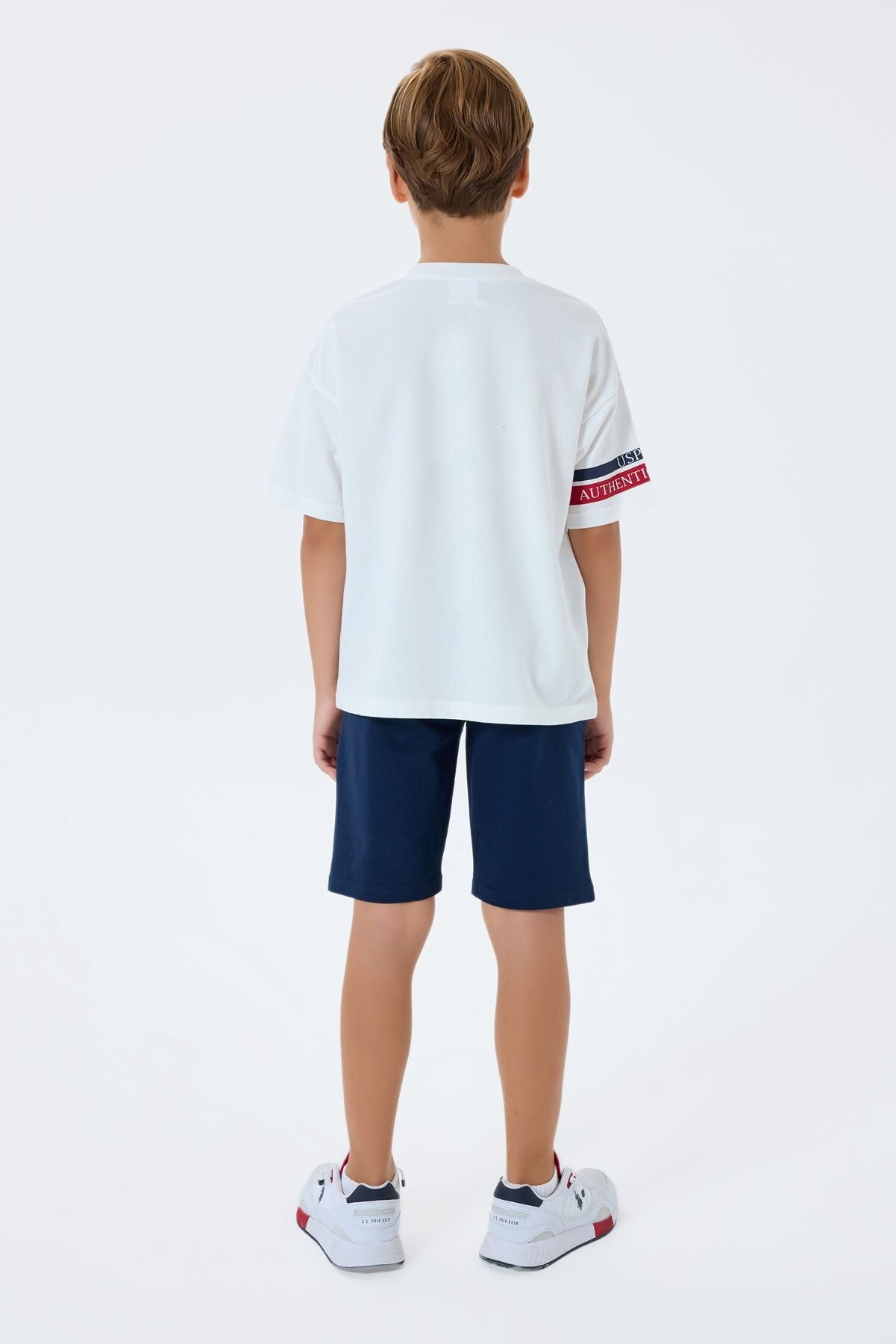 U.S. Polo Assn. Erkek Çocuk Bisiklet Yaka Nakışlı Yazlık Regular Fit Beyaz Bermuda Takım US2401-C-V1
