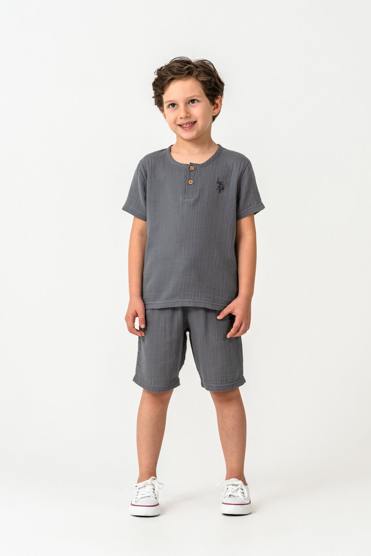 U.S. Polo Assn. Erkek Çocuk Bisiklet Yaka Nakışlı Yazlık Regular Fit Gri Bermuda Takım US2439-C-V2 Ürün ana görseli