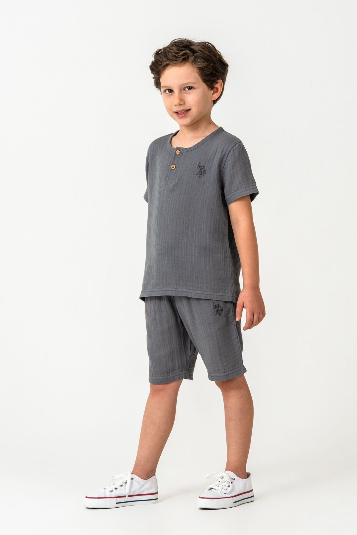 U.S. Polo Assn. Erkek Çocuk Bisiklet Yaka Nakışlı Yazlık Regular Fit Gri Bermuda Takım US2439-C-V2 Ürün ikincil görseli