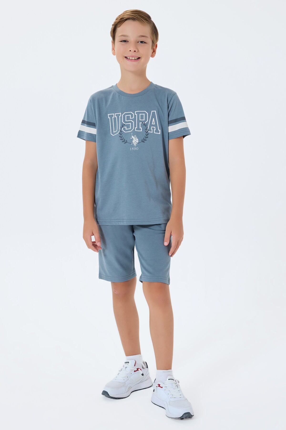 U.S. Polo Assn. Erkek Çocuk Bisiklet Yaka Nakışlı Yazlık Regular Fit Gri Bermuda Takım US2409-C-V1 Ürün ana görseli