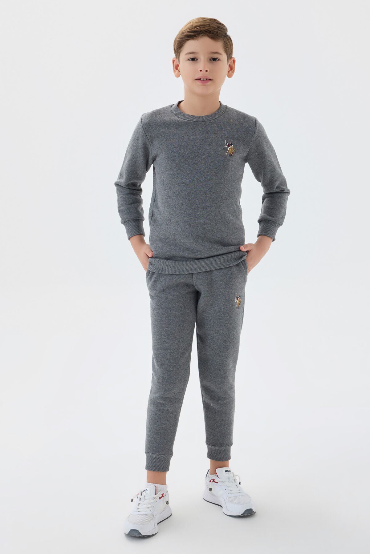 U.S. Polo Assn. Erkek Çocuk Bisiklet Yaka Empirme Baskılı Kışlık Regular Fit Gri Eşofman Takımı US1186-C-V3 Ürün ana görseli