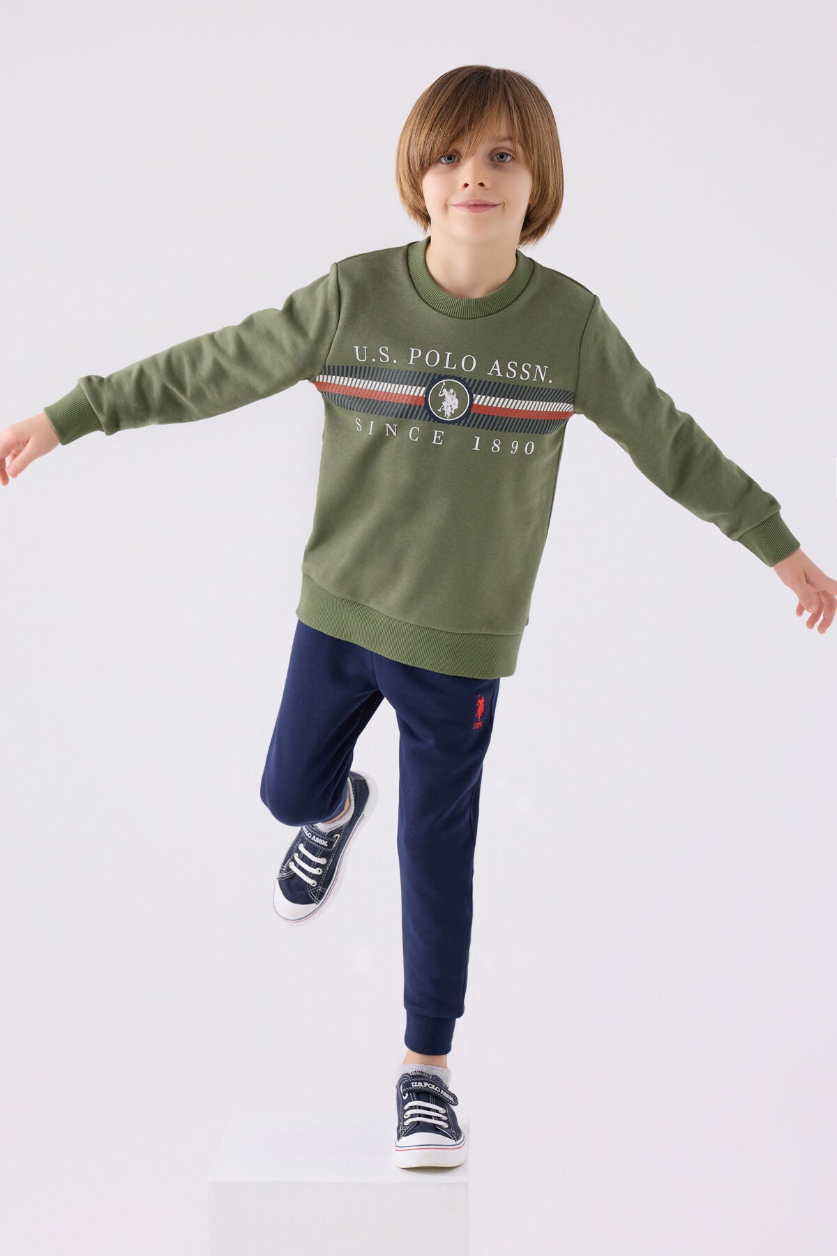 U.S. Polo Assn. Erkek Çocuk Bisiklet Yaka Empirme Baskılı Kışlık Regular Fit Haki Eşofman Takımı US1907-C-V2