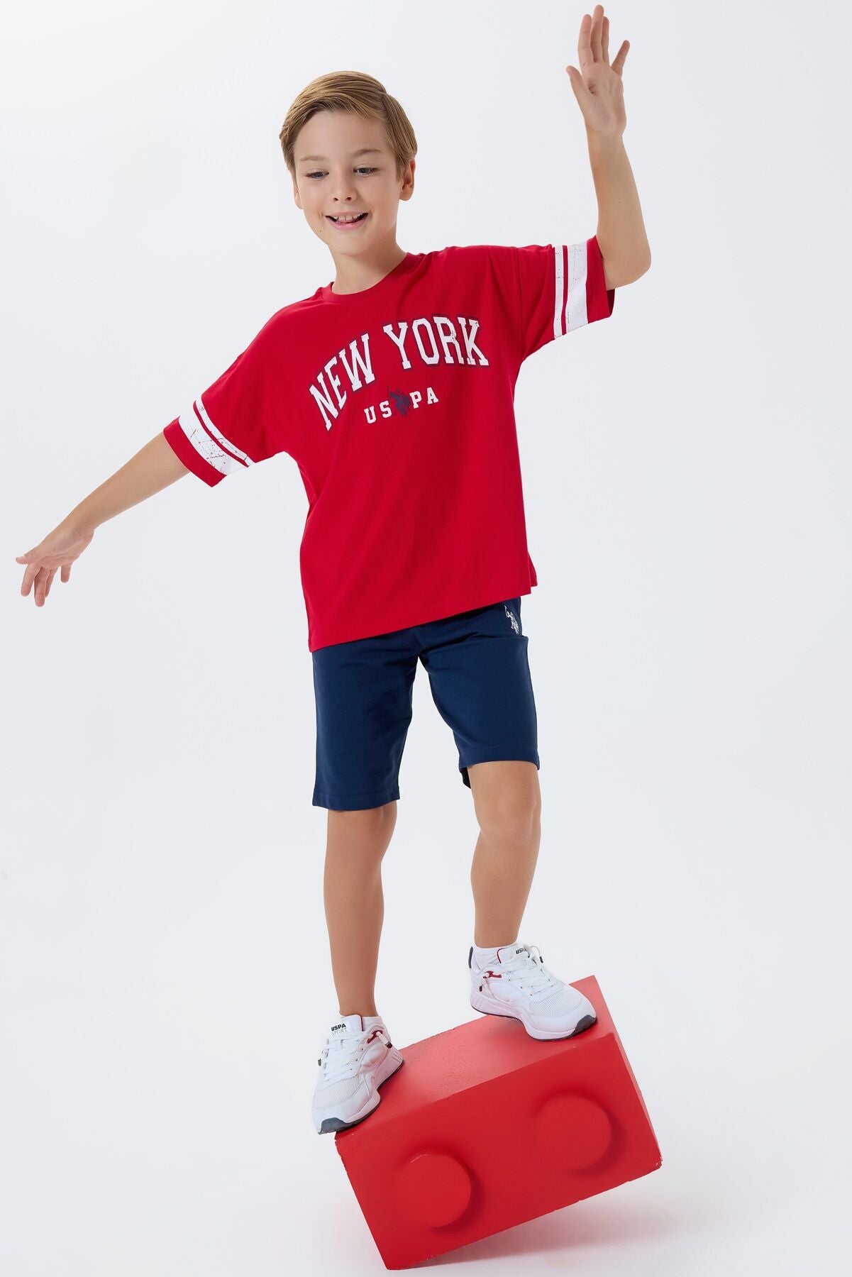 U.S. Polo Assn. Erkek Çocuk Bisiklet Yaka Nakışlı Yazlık Regular Fit Kırmızı Bermuda Takım US2415-C-V2 Ürün ana görseli