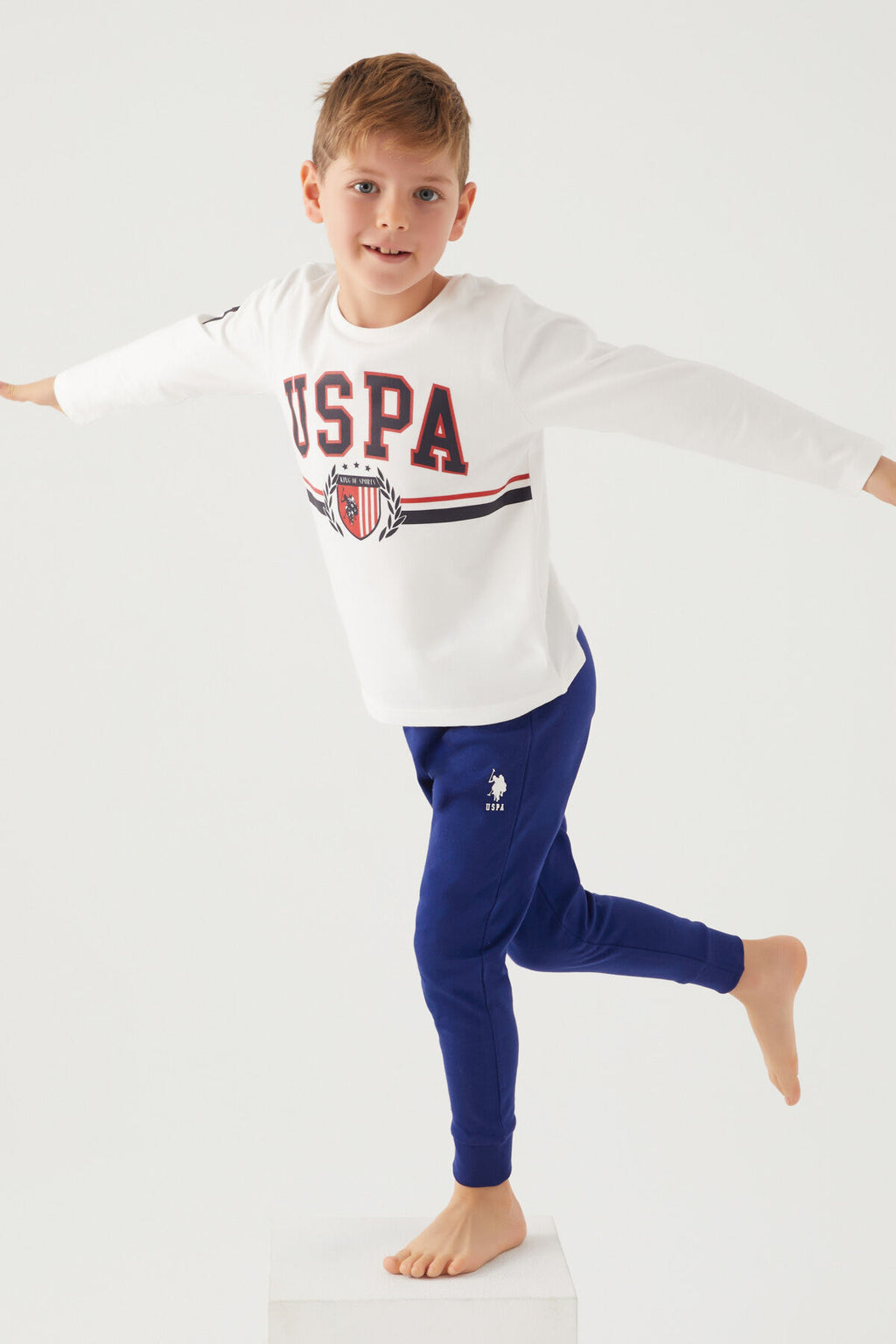 U.S. Polo Assn. Erkek Çocuk Bisiklet Yaka Pigment Baskılı Kışlık Regular Fit Beyaz Pijama Takımı US1191-C-V6