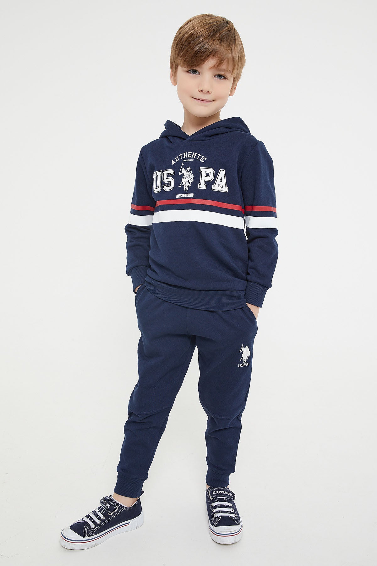 U.S. Polo Assn. Erkek Çocuk Kapüşonlu Empirme Baskılı Kışlık Regular Fit Lacivert Eşofman Takımı US1133-C-V1 Ürün ana görseli