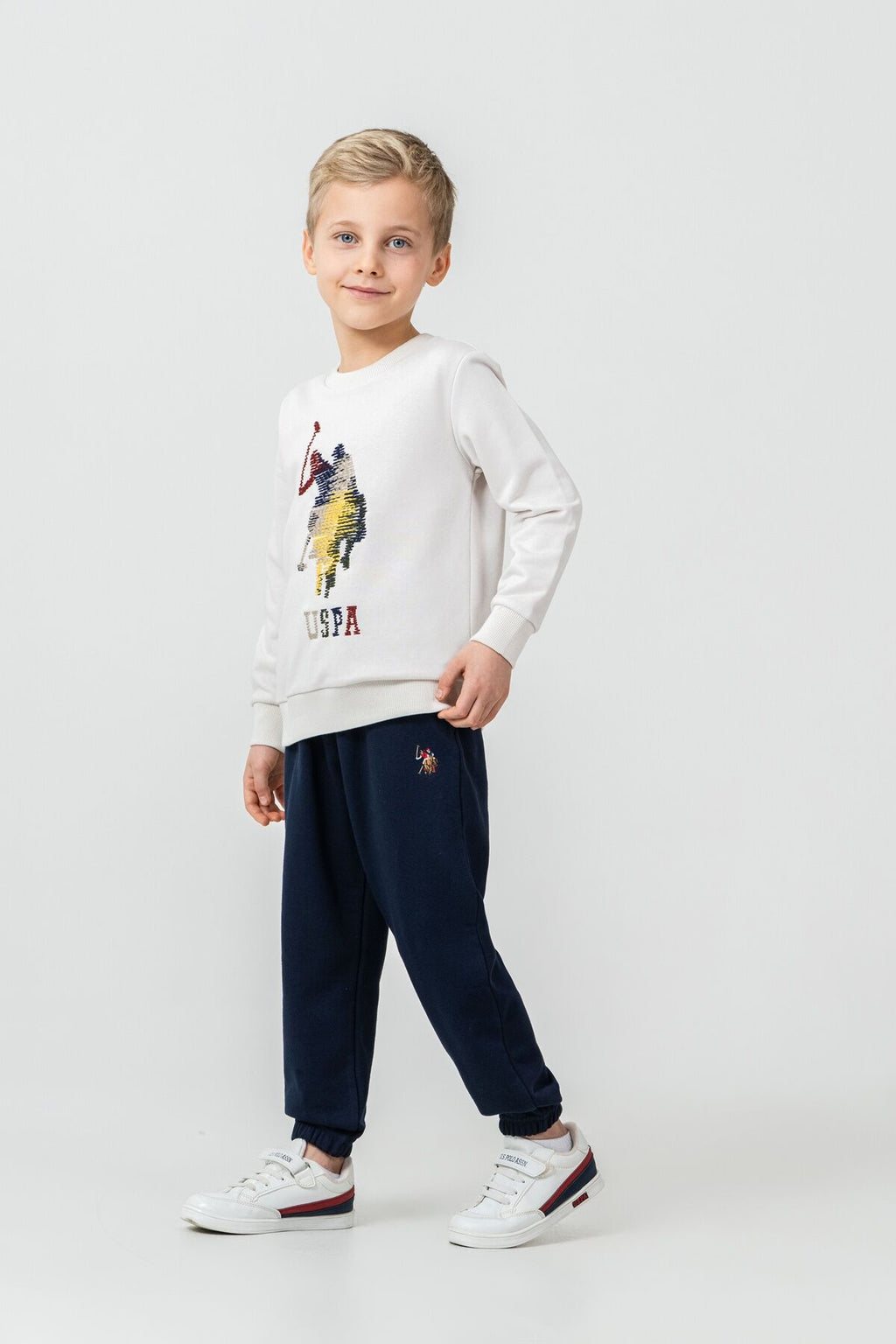 U.S. Polo Assn. Erkek Çocuk Nakışlı Beyaz Uzun Kol Eşofman Takımı US2625-C-V1