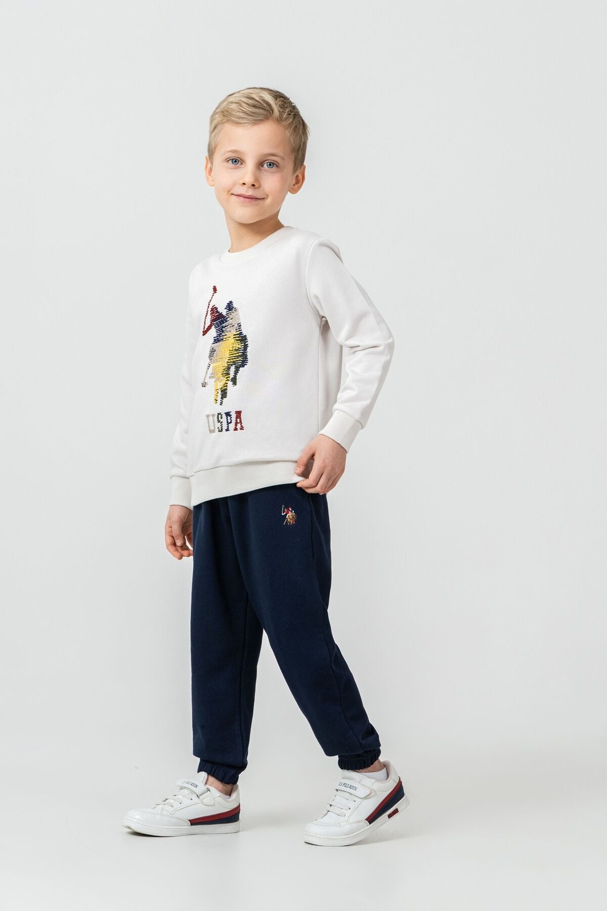U.S. Polo Assn. Erkek Çocuk Nakışlı Beyaz Uzun Kol Eşofman Takımı US2625-C-V1