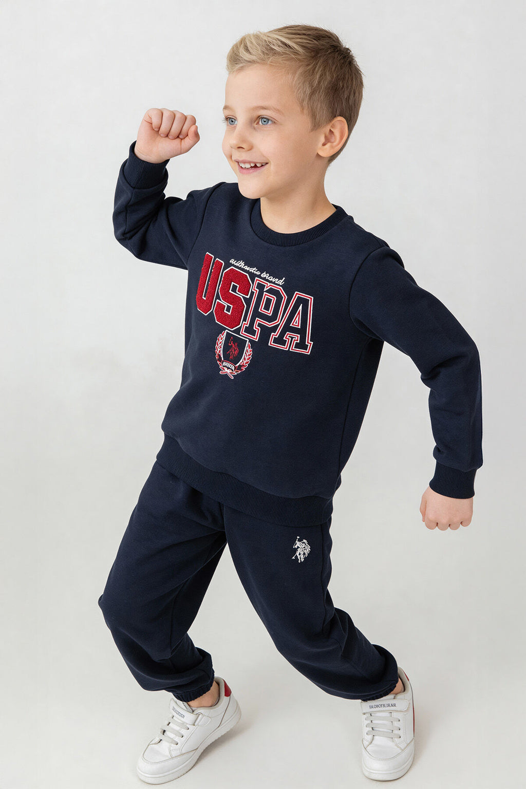 U.S. Polo Assn. Erkek Çocuk Nakışlı Lacivert Uzun Kol Eşofman Takımı US2602-C-V1