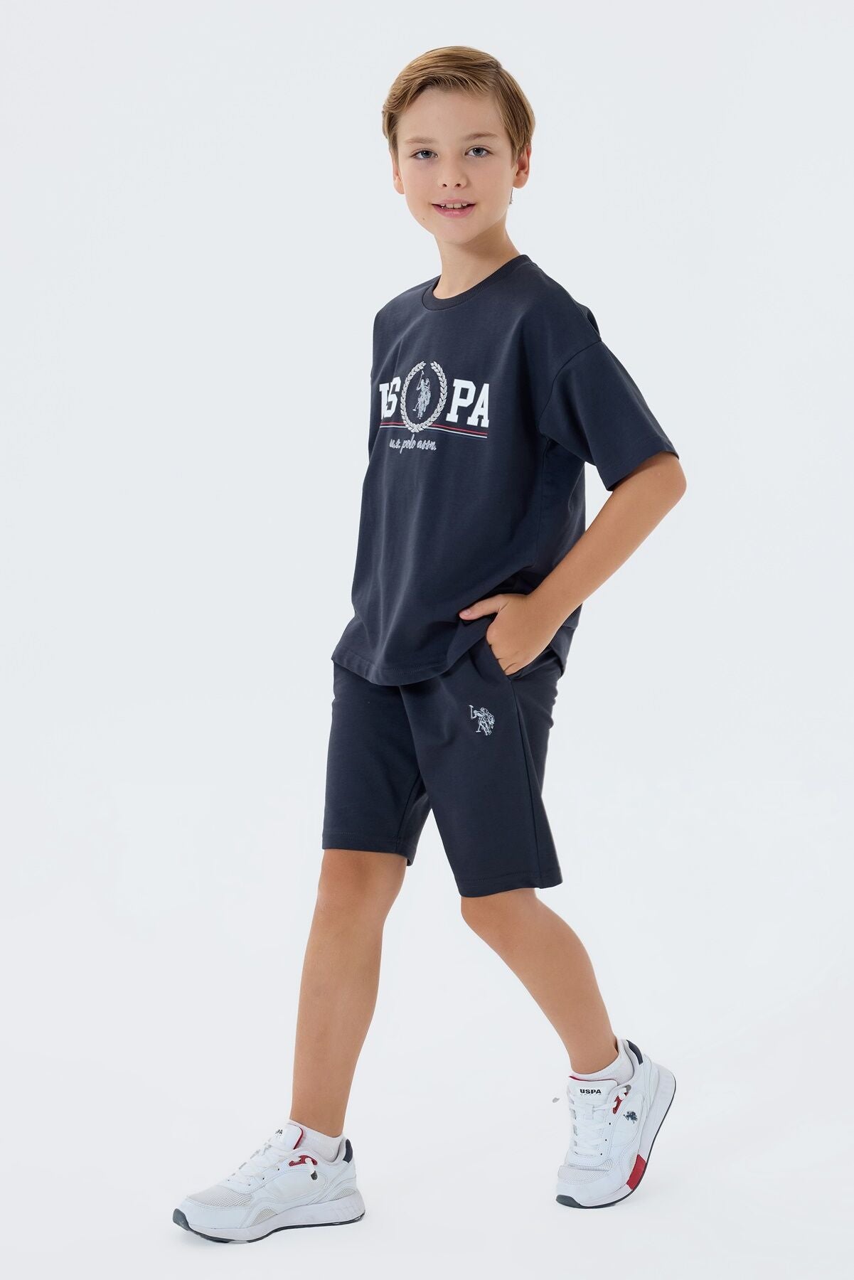 U.S. Polo Assn. Erkek Çocuk Bisiklet Yaka Nakışlı Yazlık Regular Fit Siyah Bermuda Takım US2425-C-V2 Ürün ikincil görseli