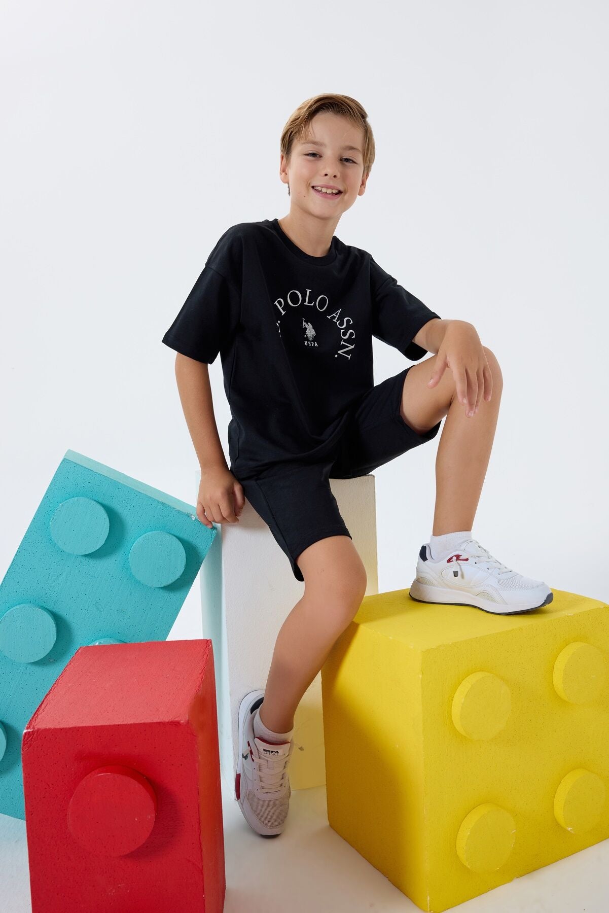 U.S. Polo Assn. Erkek Çocuk Bisiklet Yaka Nakışlı Yazlık Regular Fit Siyah Bermuda Takım US2428-C-V2 Ürün ikincil görseli