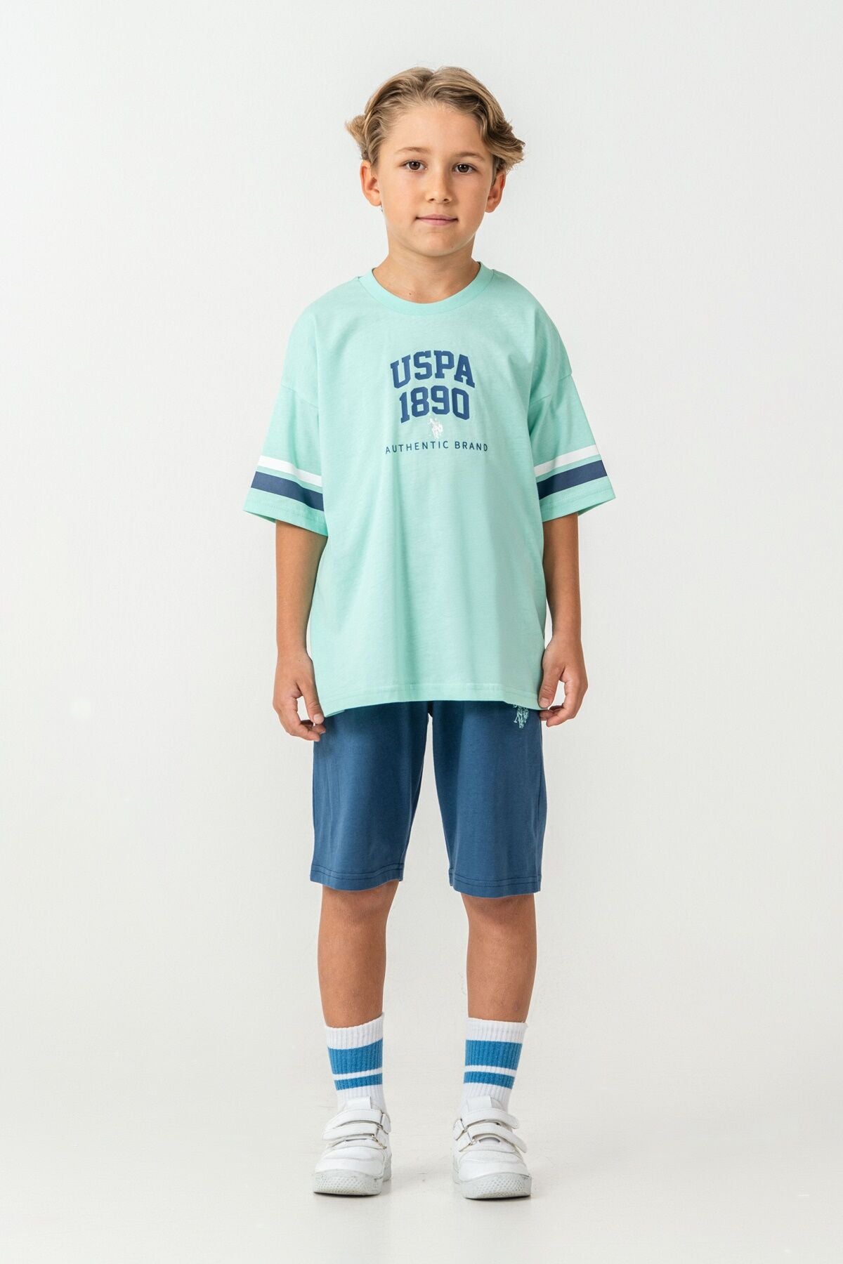 U.S. Polo Assn. Erkek Çocuk Bisiklet Yaka Nakışlı Yazlık Regular Fit Yeşil Bermuda Takım US2414-C-V2
