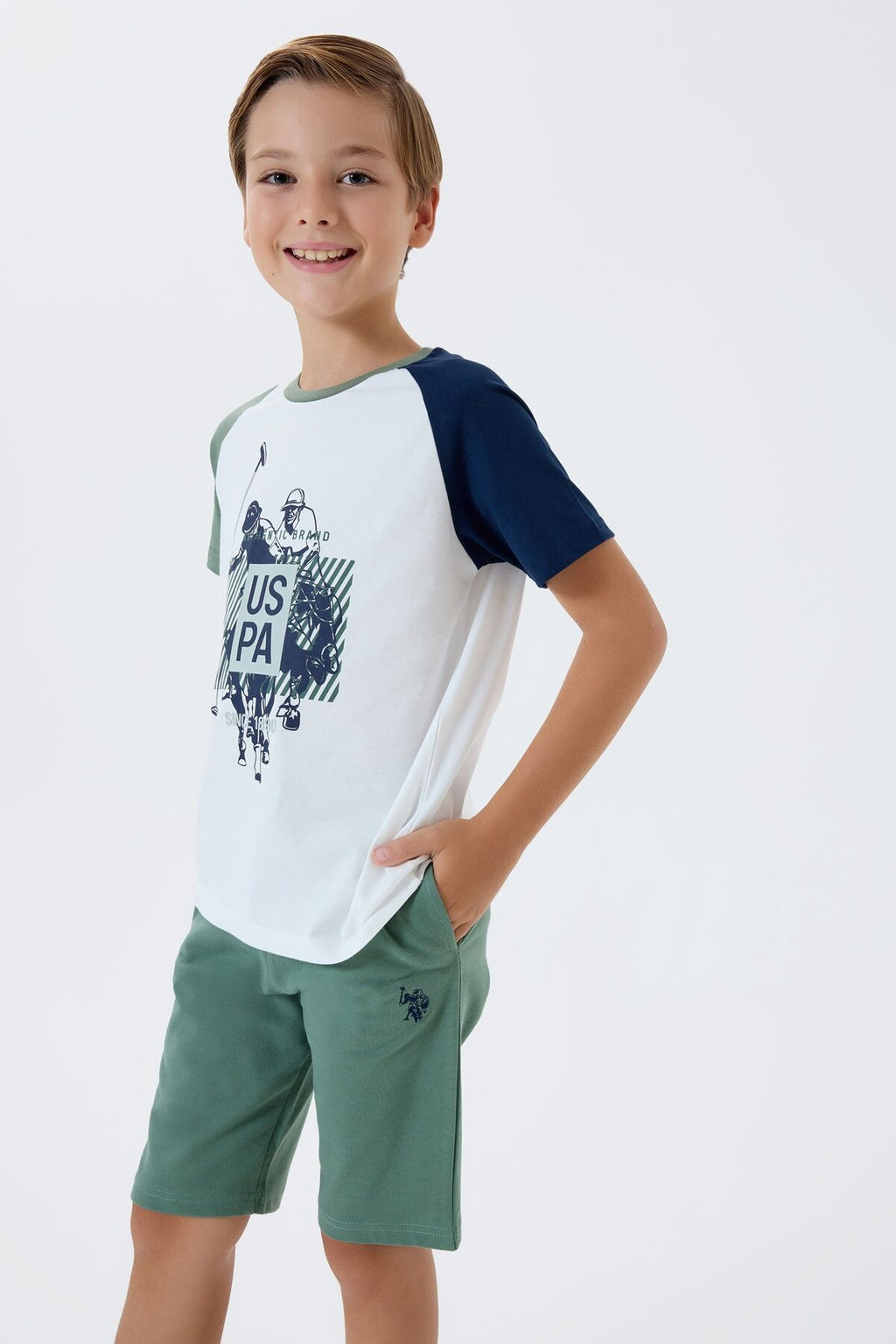 U.S. Polo Assn. Erkek Çocuk Bisiklet Yaka Nakışlı Yazlık Regular Fit Yeşil Bermuda Takım US2423-C-V2