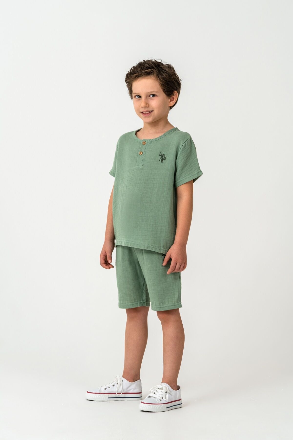 U.S. Polo Assn. Erkek Çocuk Bisiklet Yaka Nakışlı Yazlık Regular Fit Yeşil Bermuda Takım US2439-C-V3 Ürün ana görseli