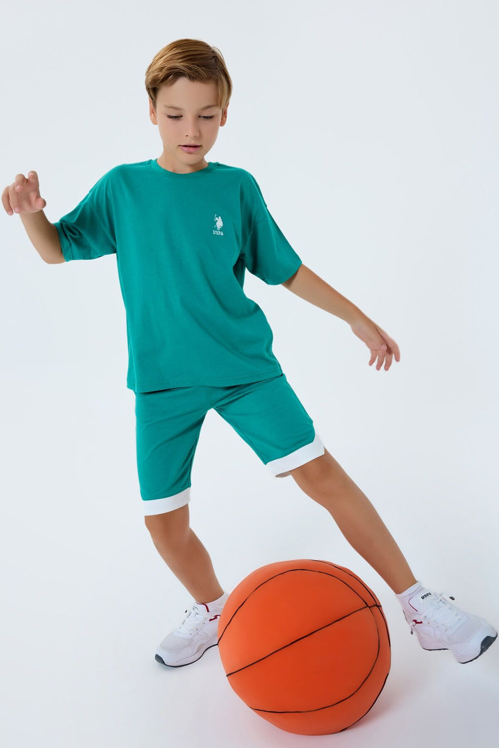 U.S. Polo Assn. Erkek Çocuk Bisiklet Yaka Nakışlı Yazlık Regular Fit Yeşil Bermuda Takım US2403-C-V2
