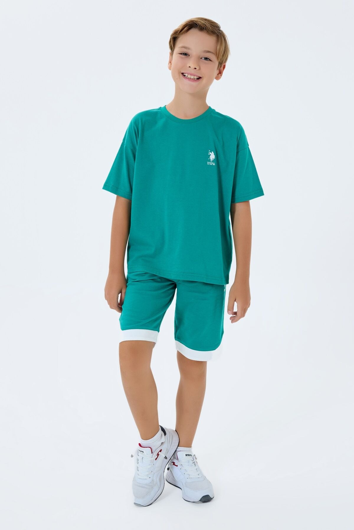 U.S. Polo Assn. Erkek Çocuk Bisiklet Yaka Nakışlı Yazlık Regular Fit Yeşil Bermuda Takım US2403-C-V2
