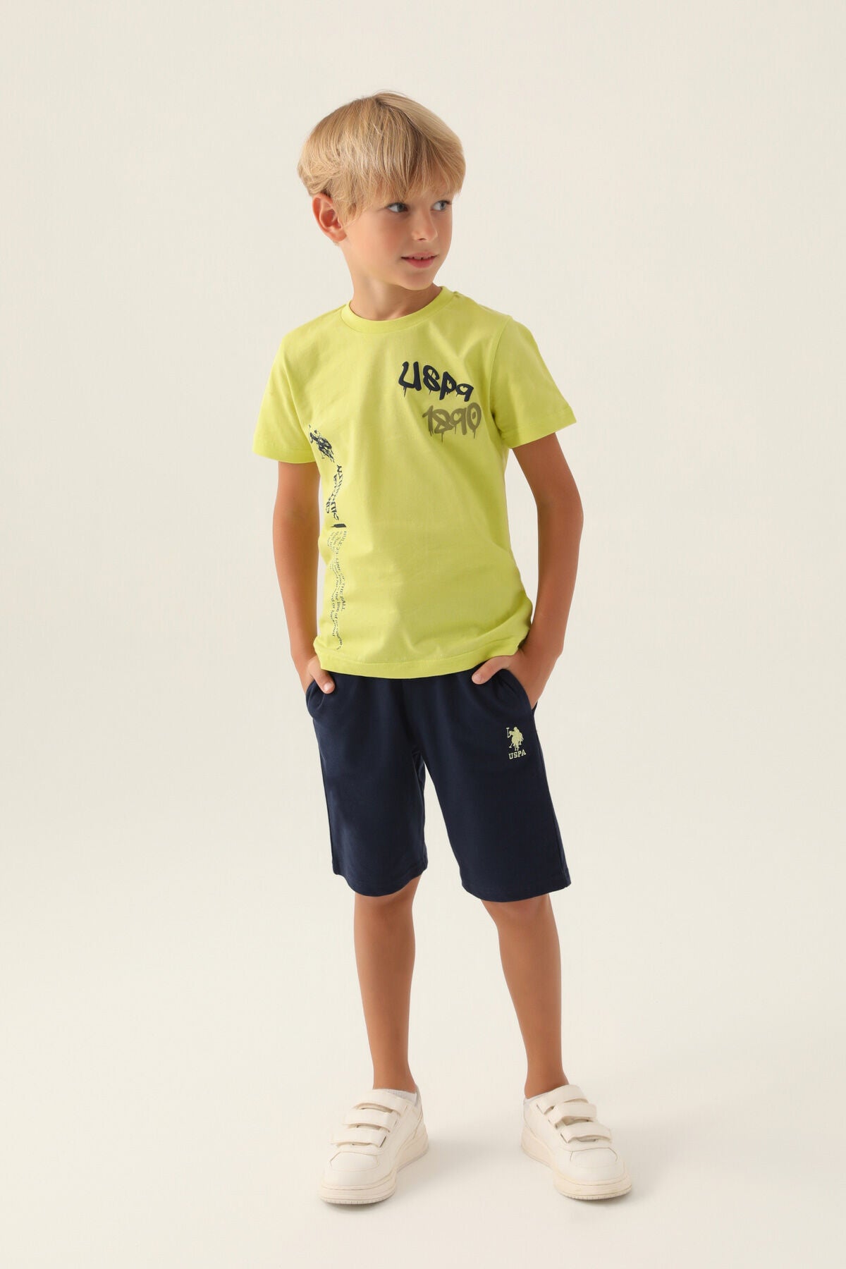 U.S. Polo Assn. Erkek Çocuk Bisiklet Yaka Pigment Baskılı Yazlık Regular Fit Yeşil Bermuda Takım US1751-C-V1