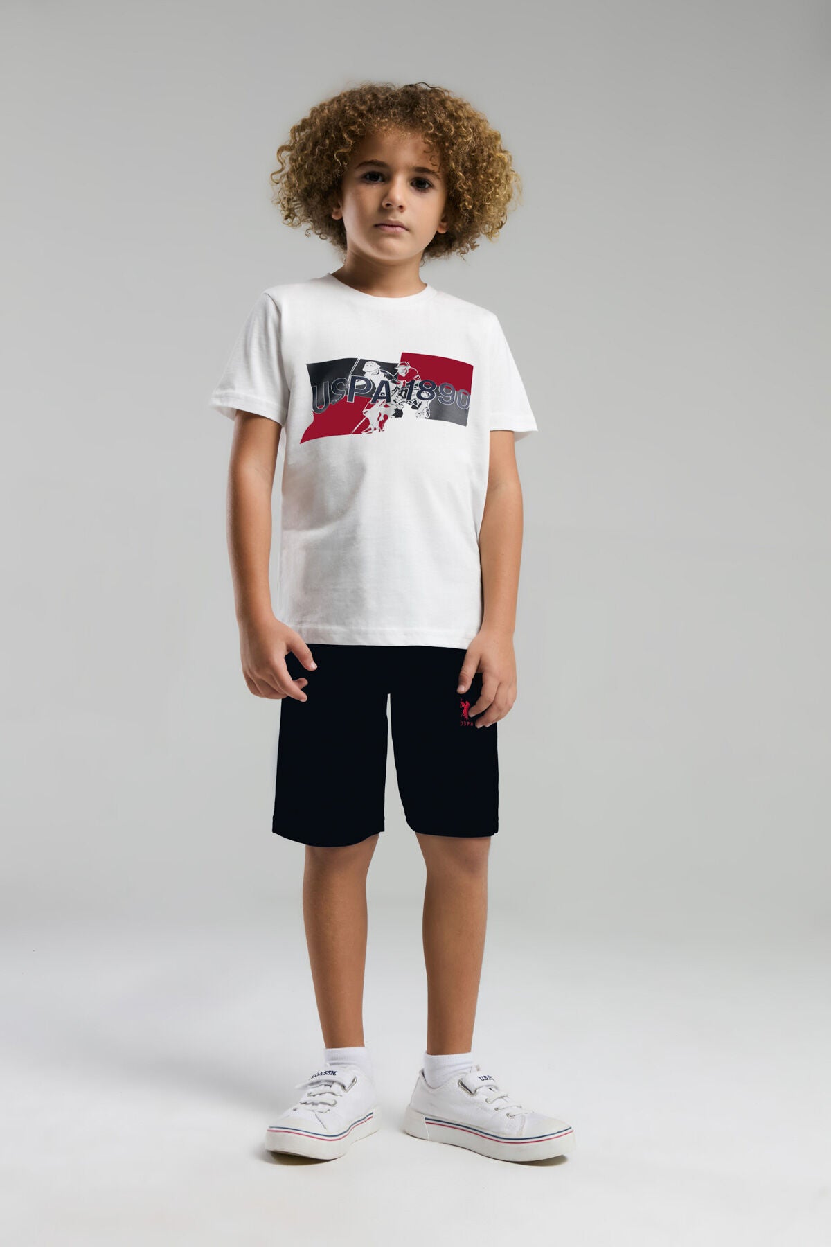 U.S. Polo Assn. Erkek Çocuk Bisiklet Yaka Pigment Baskılı Yazlık Regular Fit Beyaz Bermuda Takım US2012-C-V3 Ürün ikincil görseli