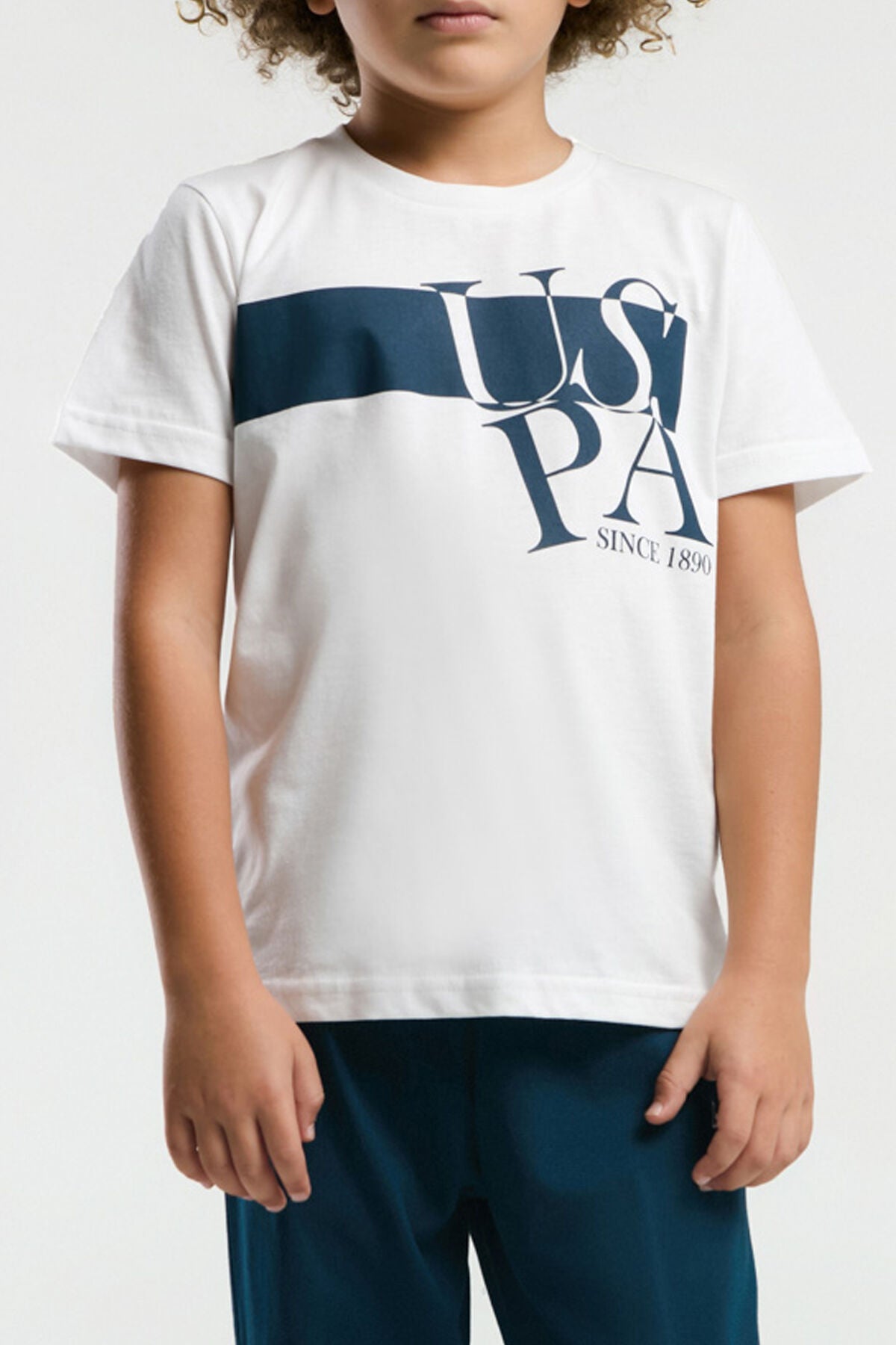 U.S. Polo Assn. Erkek Çocuk Bisiklet Yaka Pigment Baskılı Yazlık Regular Fit Beyaz Pijama Takımı US2016-C-V2