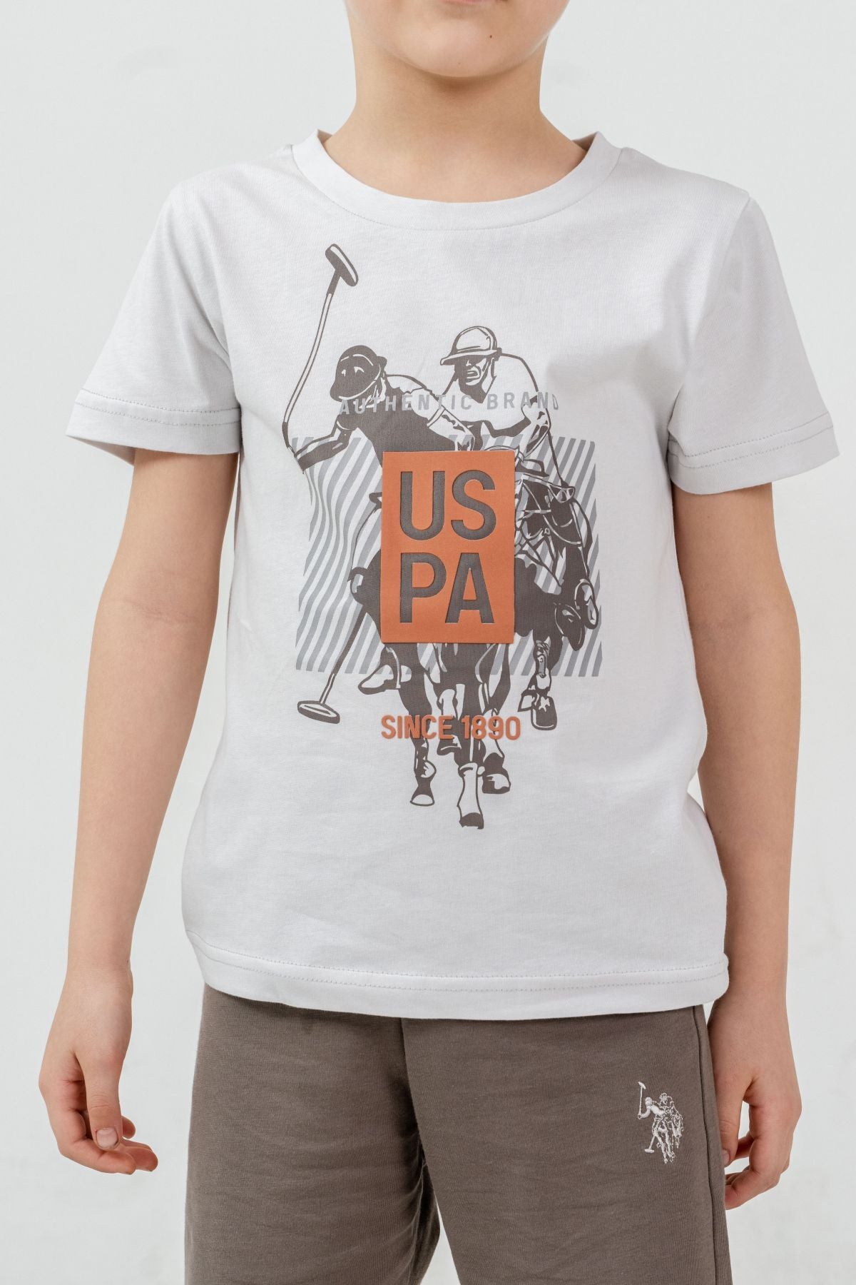 U.S. Polo Assn. Erkek Çocuk Bisiklet Yaka Baskılı Yazlık Regular Fit Krem Bermuda Takım US2472-C-V2 Ürün ikincil görseli