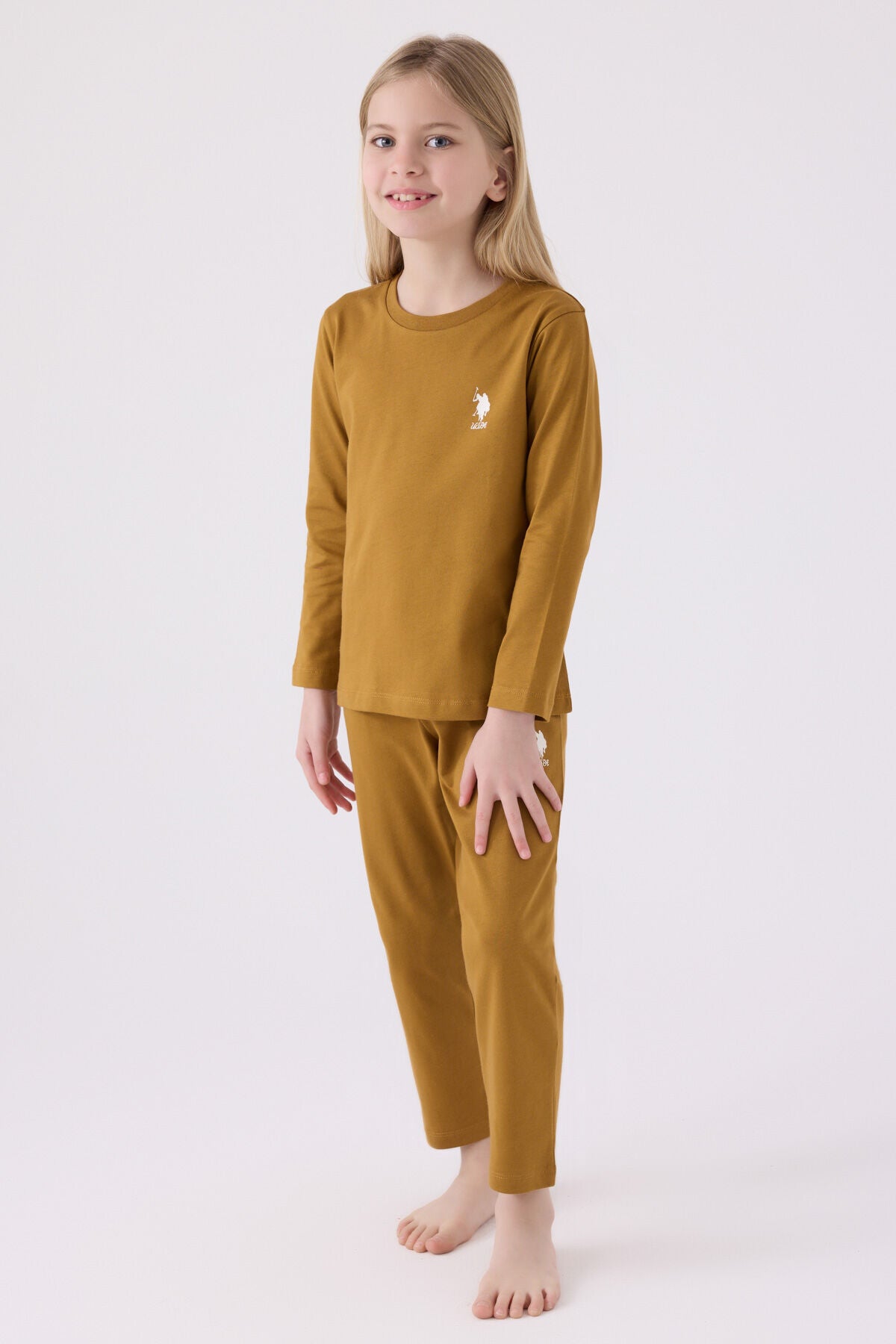 U.S. Polo Assn. Kız Çocuk Bisiklet Yaka Pigment Baskılı Kışlık Regular Fit Kahverengi Pijama Takımı US1668-C-V5 Ürün ana görseli