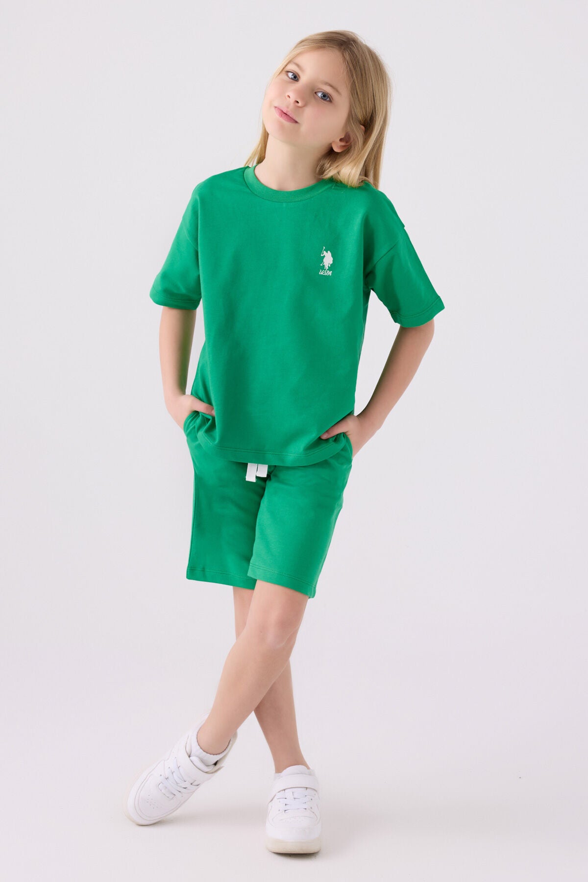 U.S. Polo Assn. Kız Çocuk Bisiklet Yaka Sargı Nakışlı Yazlık Regular Fit Yeşil Bermuda Takım US1850-C-V11 Ürün ana görseli