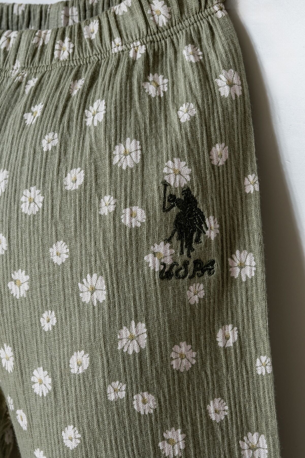 U.S. Polo Assn. Kız Bebek Bisiklet Yaka Nakışlı Yazlık Regular Fit Beyaz T-Shirt USB2991-C-V1