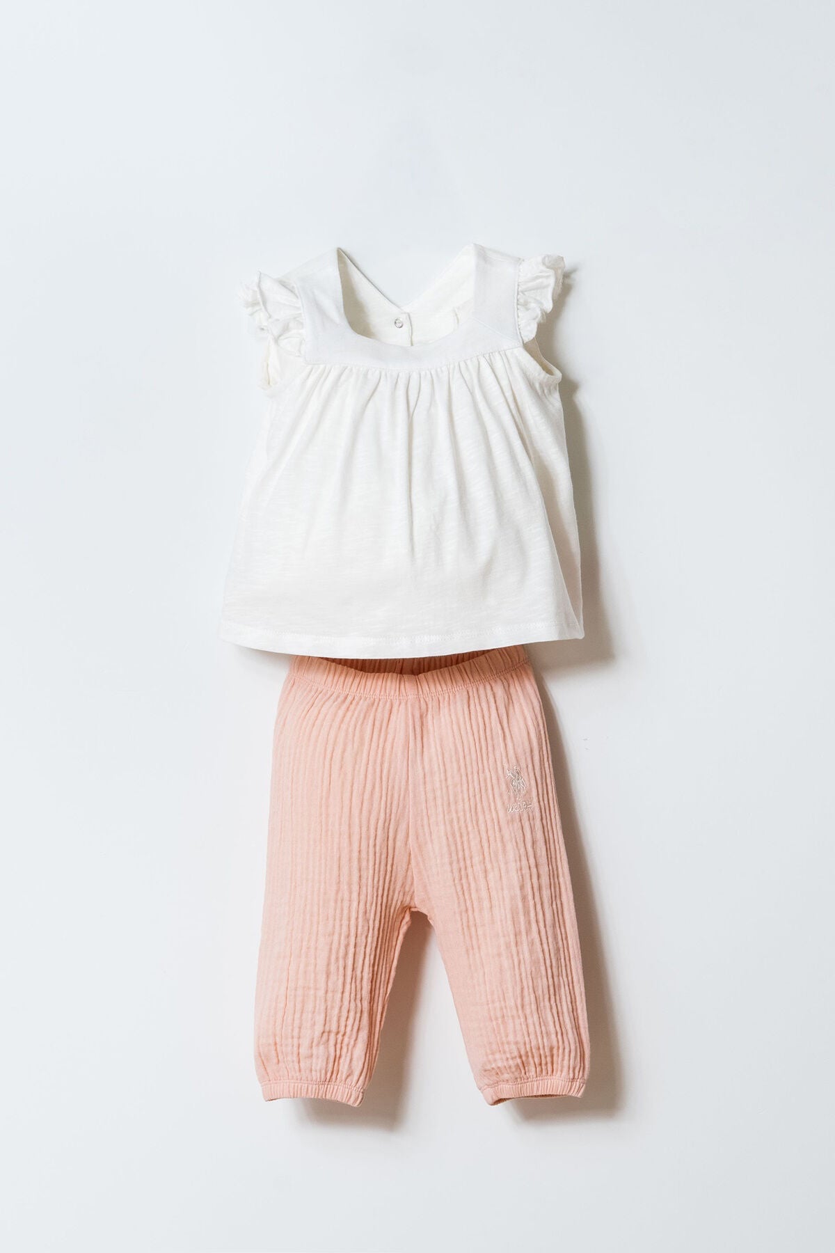U.S. Polo Assn. Kız Bebek V Yaka Nakışlı Yazlık Regular Fit Pembe T-Shirt USB2979-C-V2 Ürün ana görseli