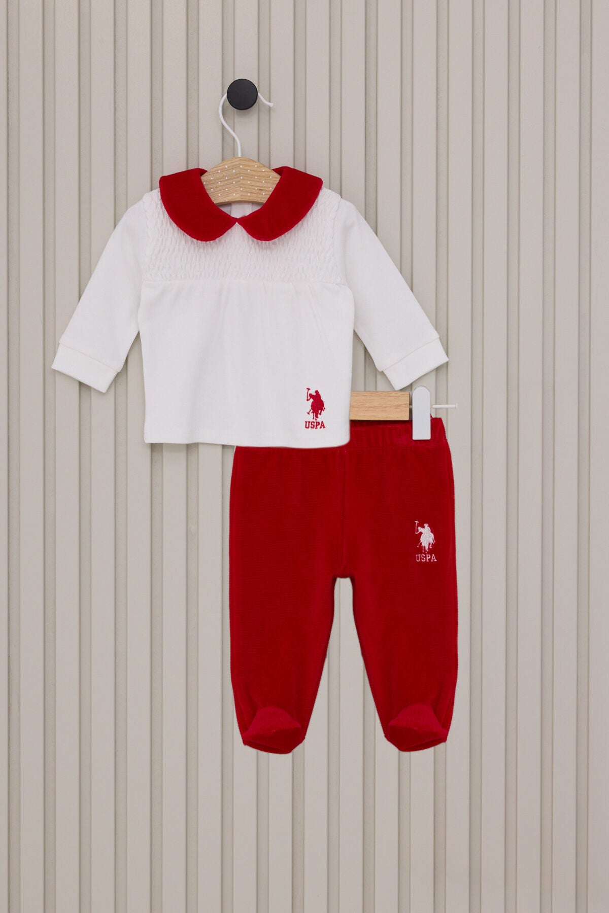 U.S. Polo Assn. Kız Bebek Bebe Yaka Pigment Baskılı Kışlık Regular Fit Beyaz Bebek Takımı USB2178-C-V1 Ürün ana görseli