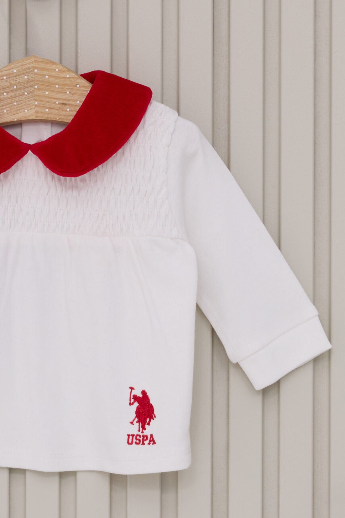 U.S. Polo Assn. Kız Bebek Bebe Yaka Pigment Baskılı Kışlık Regular Fit Beyaz Bebek Takımı USB2178-C-V1