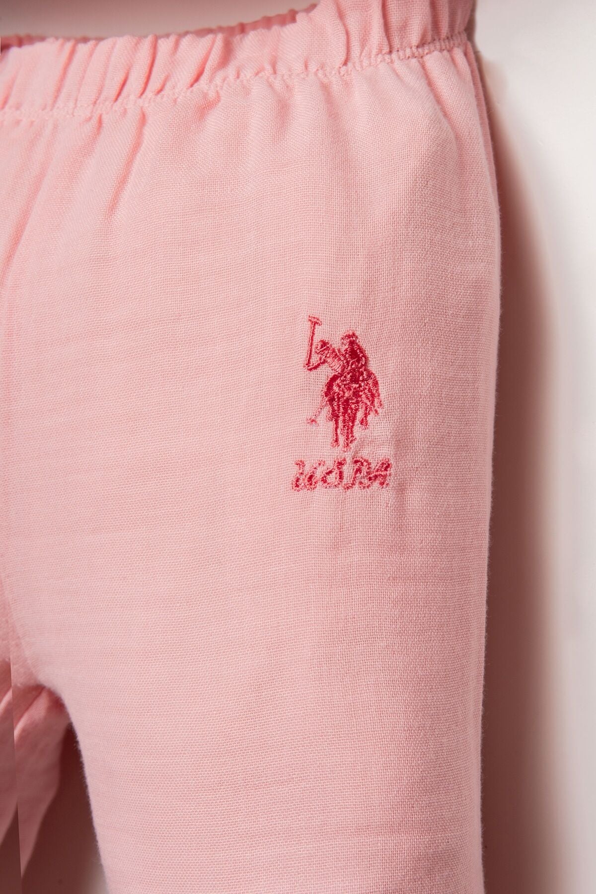 U.S. Polo Assn. Kız Bebek Gömlek Yaka Nakışlı Yazlık Regular Fit Pembe Pijama Takımı USB2978-C-V4