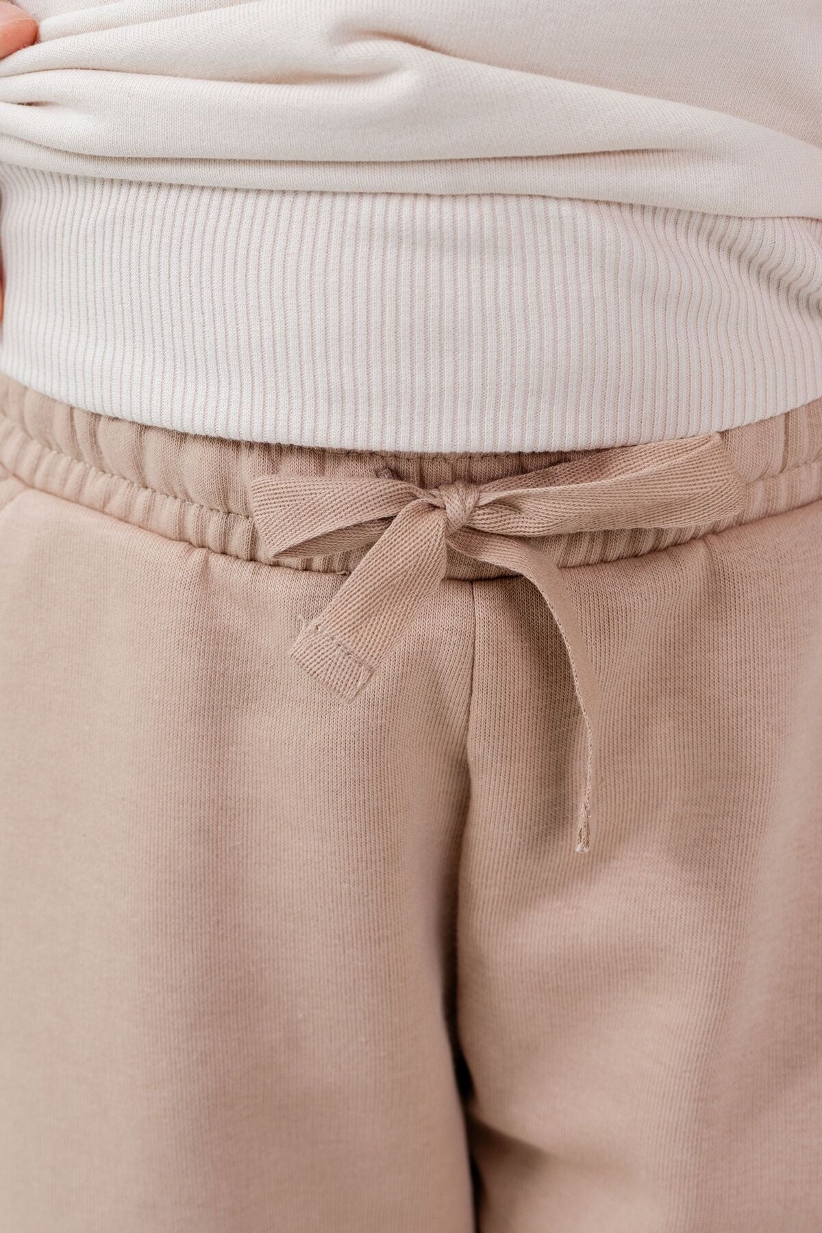 U.S. Polo Assn. Kız Çocuk Baskılı Krem Uzun Kol Eşofman Takımı US2706-C-V2