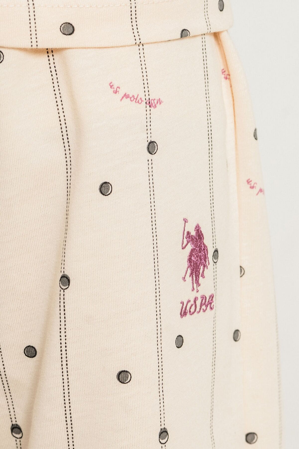 U.S. Polo Assn. Kız Çocuk Gömlek Pijama Takımı Nakışlı Krem Uzun Kol Pijama Takımı US2726-C-V1