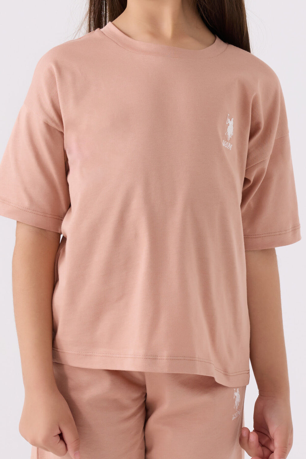 U.S. Polo Assn. Kız Çocuk Bisiklet Yaka Sargı Nakışlı Yazlık Regular Fit Pembe Bermuda Takım US1848-C-V14