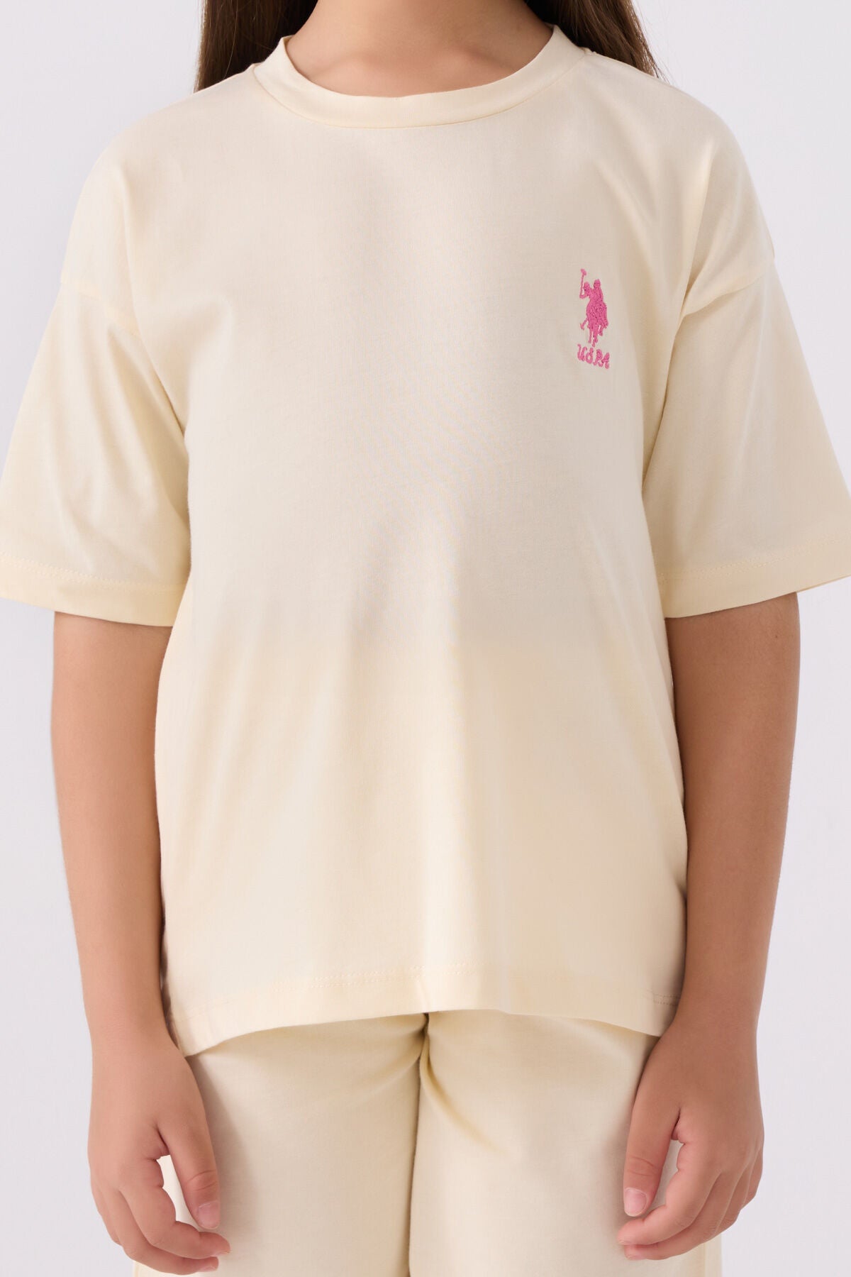 U.S. Polo Assn. Kız Çocuk Bisiklet Yaka Sargı Nakışlı Yazlık Regular Fit Sarı Bermuda Takım US1848-C-V20